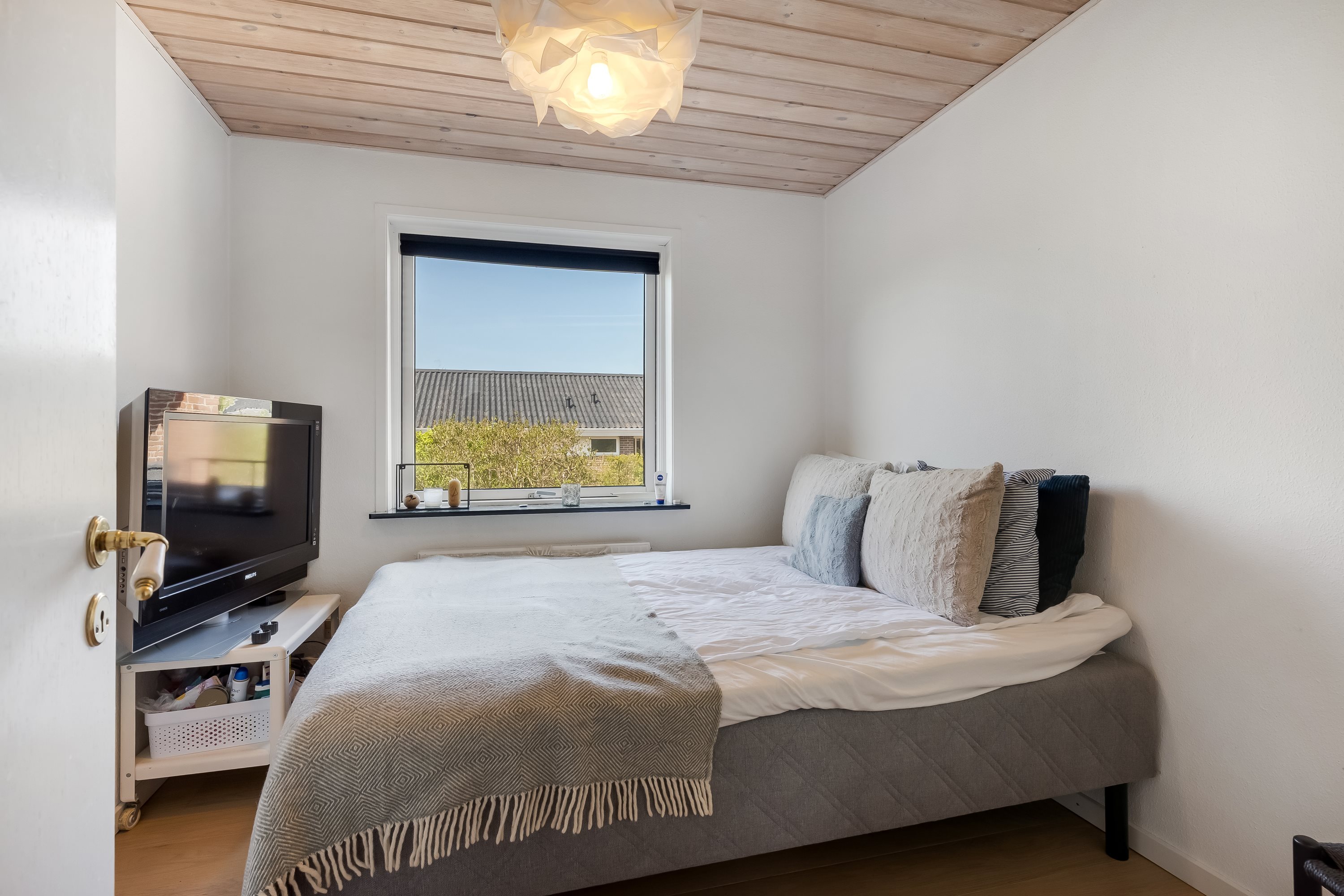 Fremhævet værelse billede i fuldskærmstilstand. Billede af Ydunslund 28, 7620 Lemvig