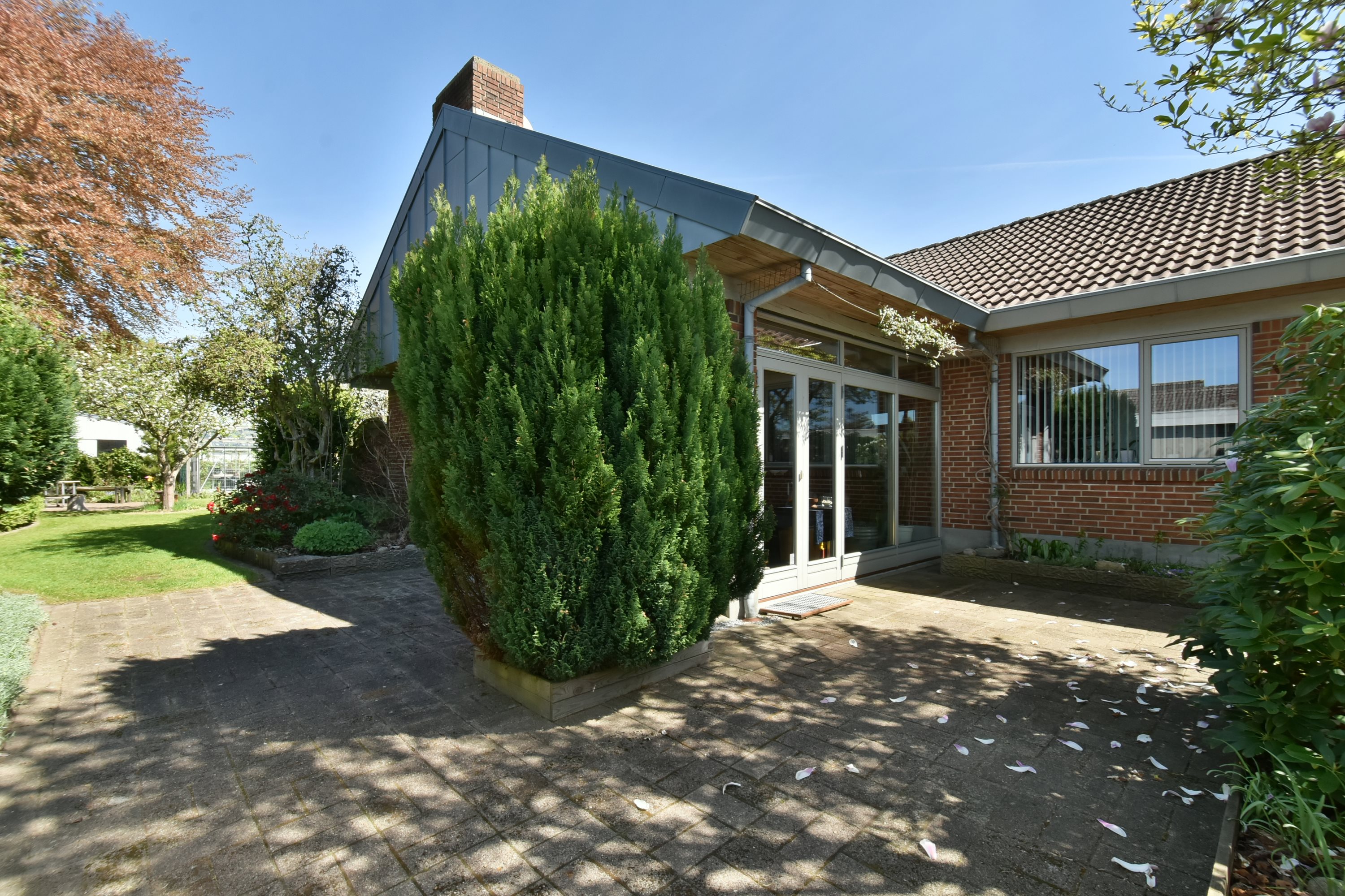 Fremhævet gårdhave billede i fuldskærmstilstand. Billede af Nygårdparken 12, Gjellerup, 7400 Herning