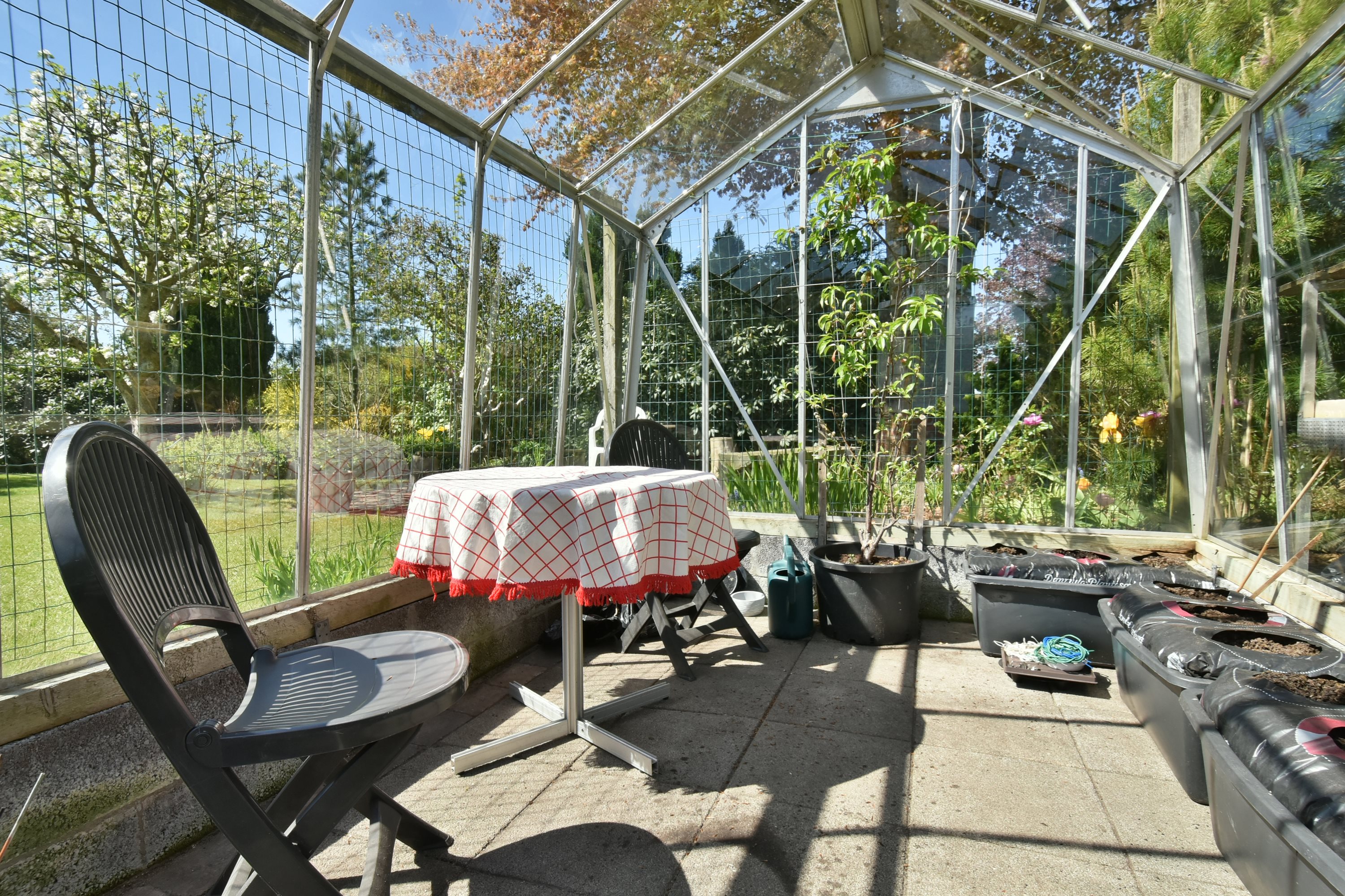 Fremhævet drivhus billede i fuldskærmstilstand. Billede af Nygårdparken 12, Gjellerup, 7400 Herning