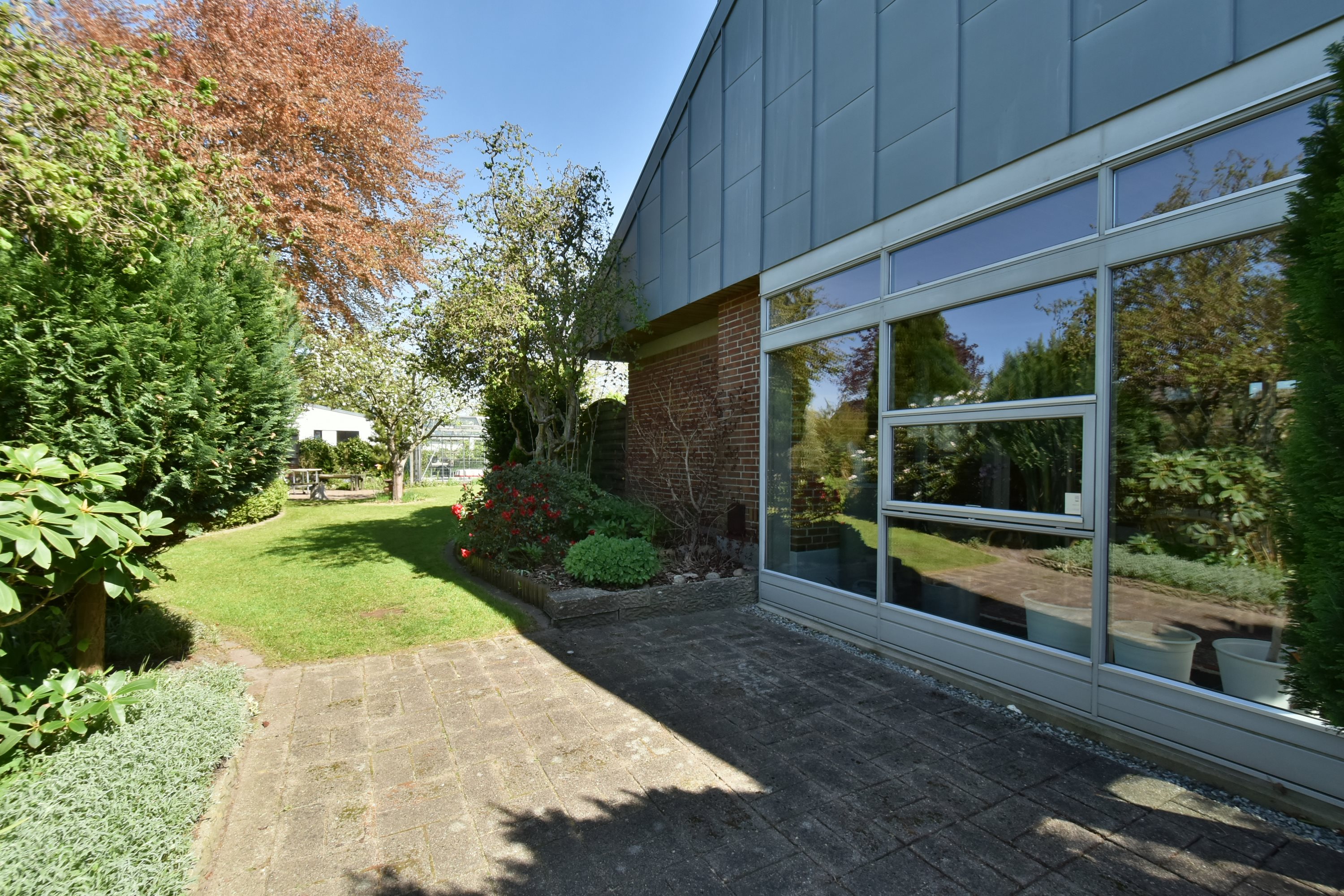 Fremhævet terrasse billede i fuldskærmstilstand. Billede af Nygårdparken 12, Gjellerup, 7400 Herning