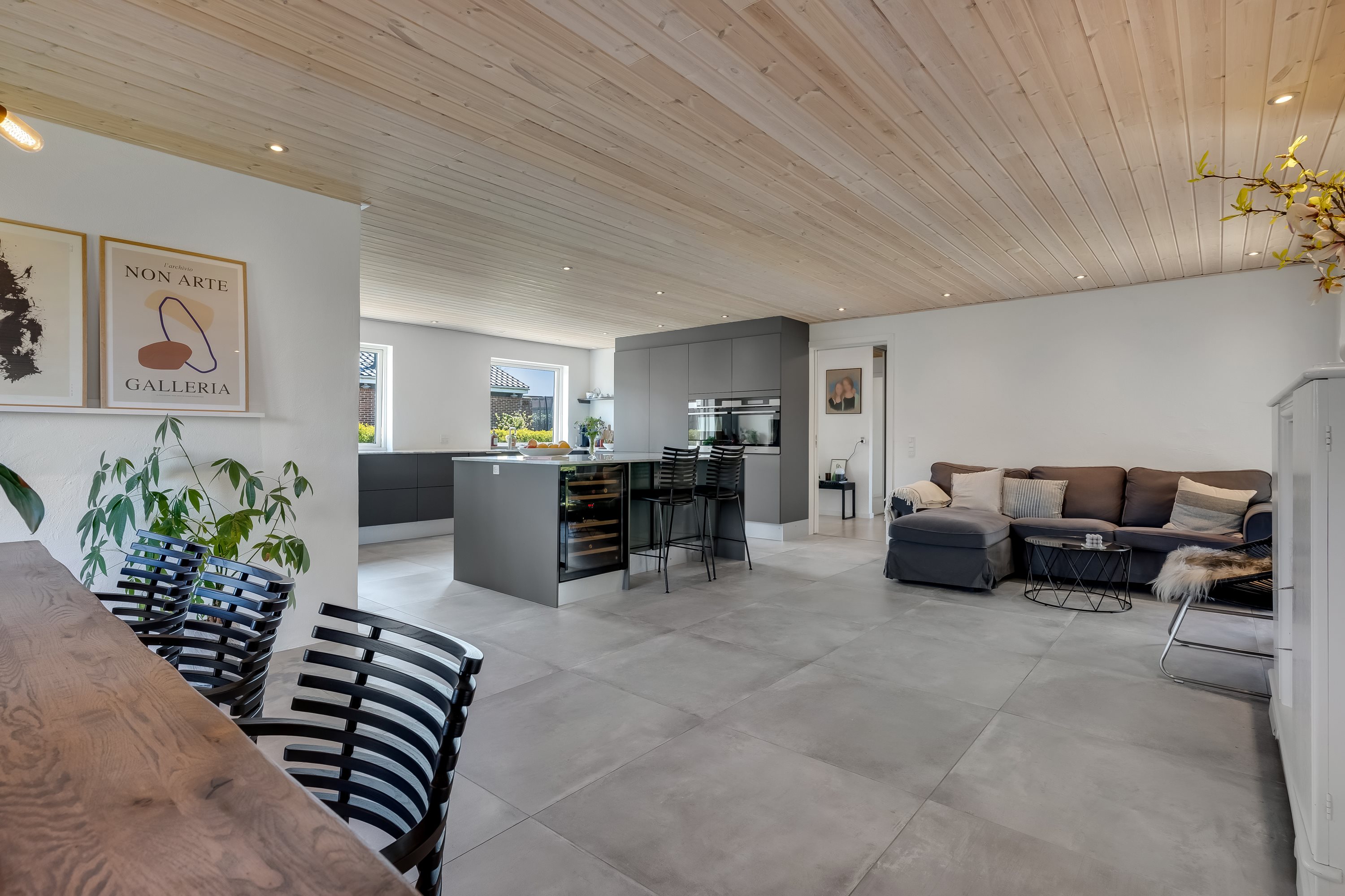 Fremhævet køkkenalrum billede i fuldskærmstilstand. Billede af Ydunslund 28, 7620 Lemvig