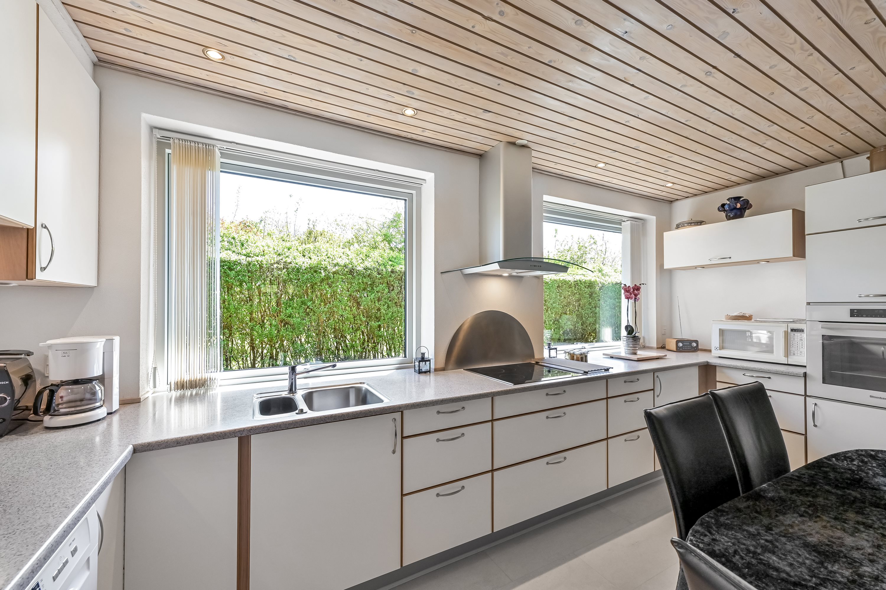 Fremhævet køkken billede i fuldskærmstilstand. Billede af Nygårdparken 12, Gjellerup, 7400 Herning