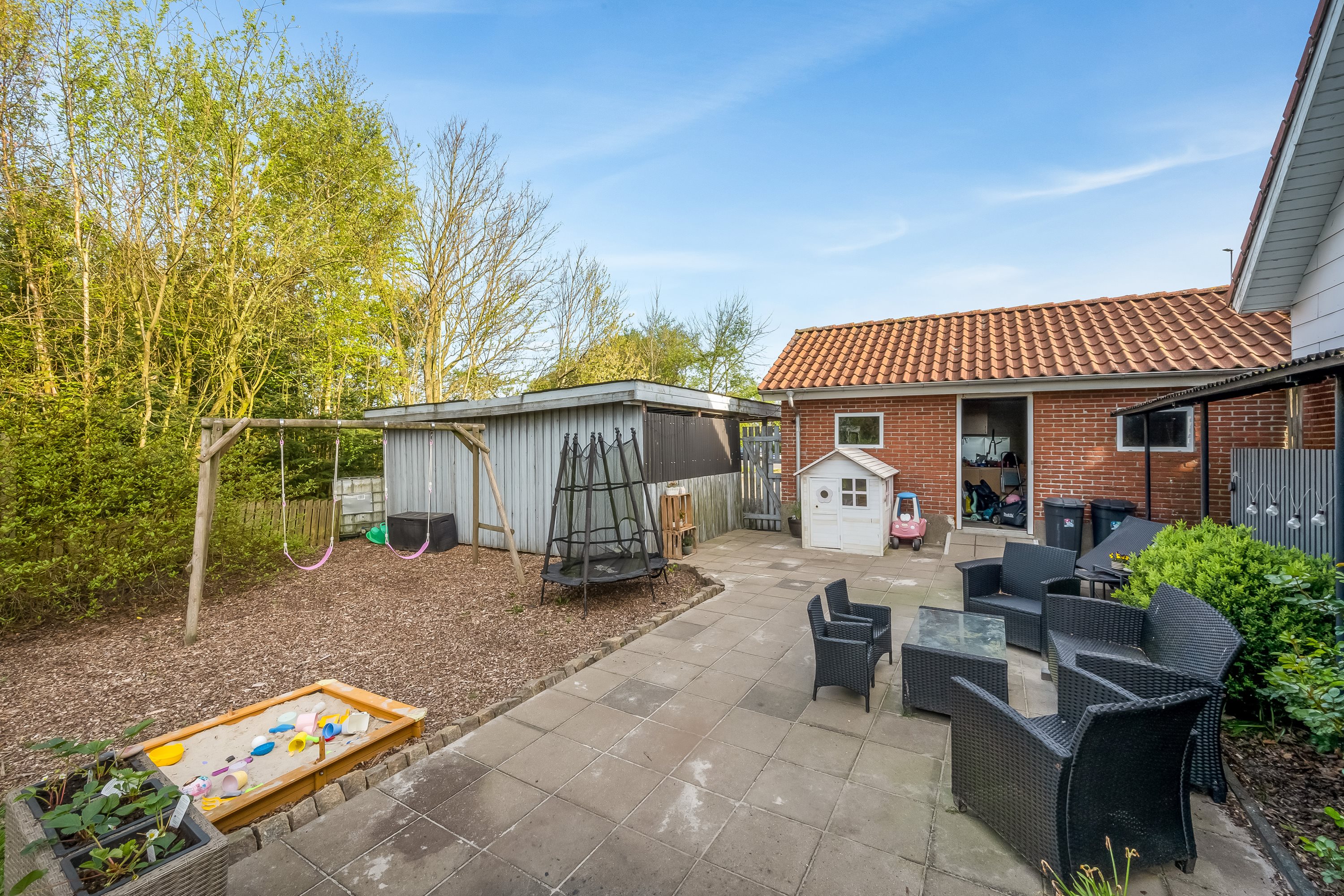 Fremhævet terrasse billede i fuldskærmstilstand. Billede af Novej 29, No, 6950 Ringkøbing