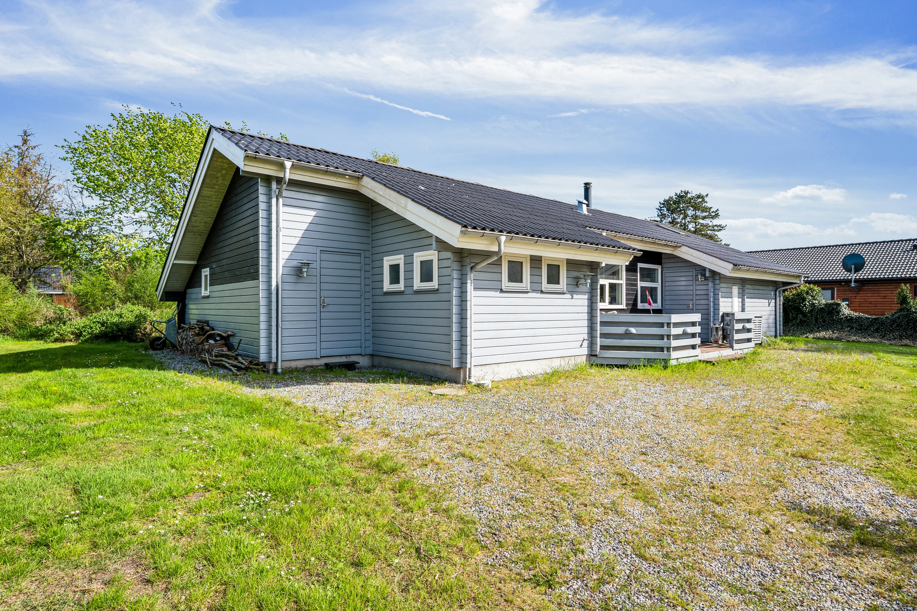 Fremhævet ejendom 1 billede i fuldskærmstilstand. Billede af Bellevuekrogen 6, Elsegårde Strand, 8400 Ebeltoft