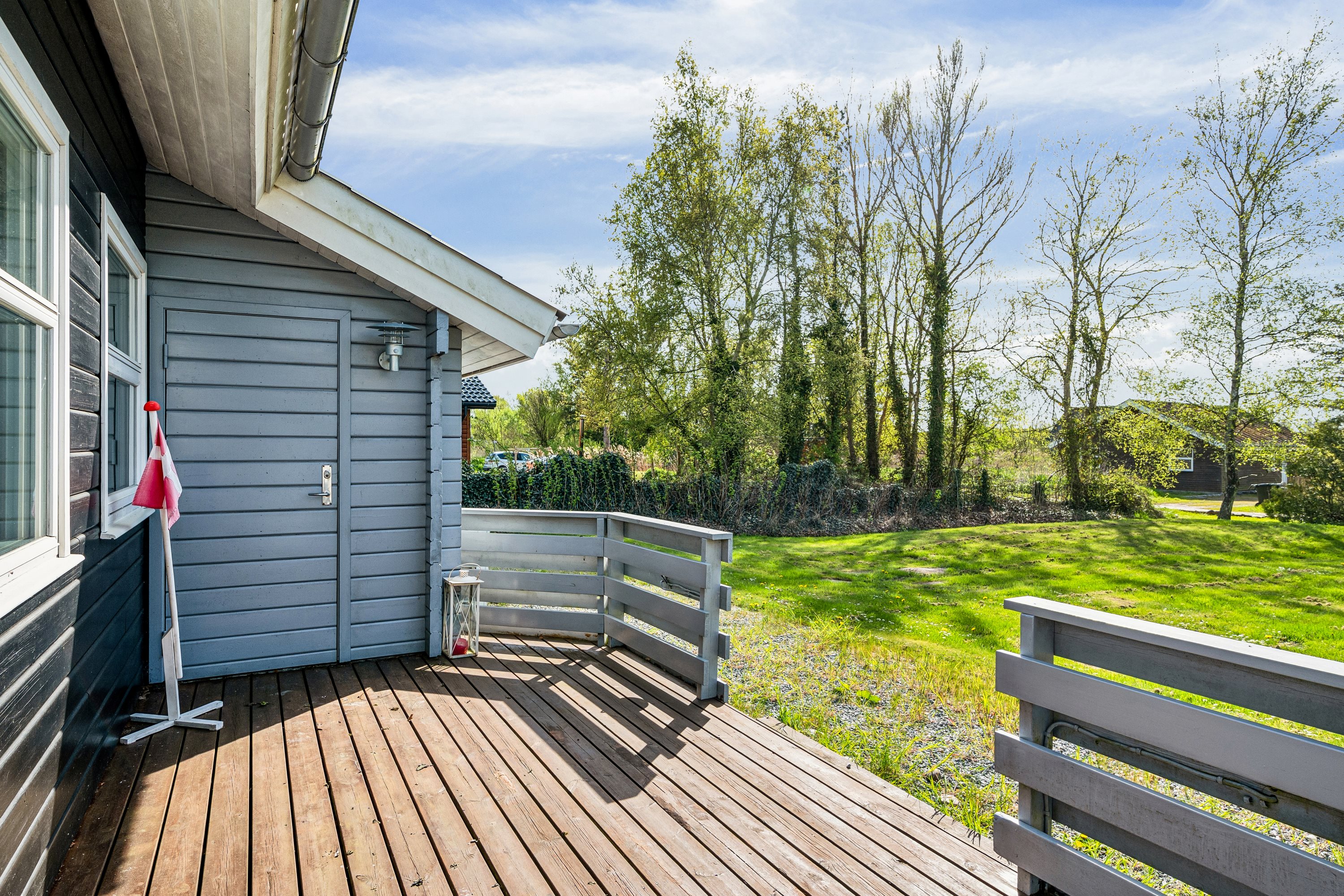 Fremhævet terrasse billede i fuldskærmstilstand. Billede af Bellevuekrogen 6, Elsegårde Strand, 8400 Ebeltoft