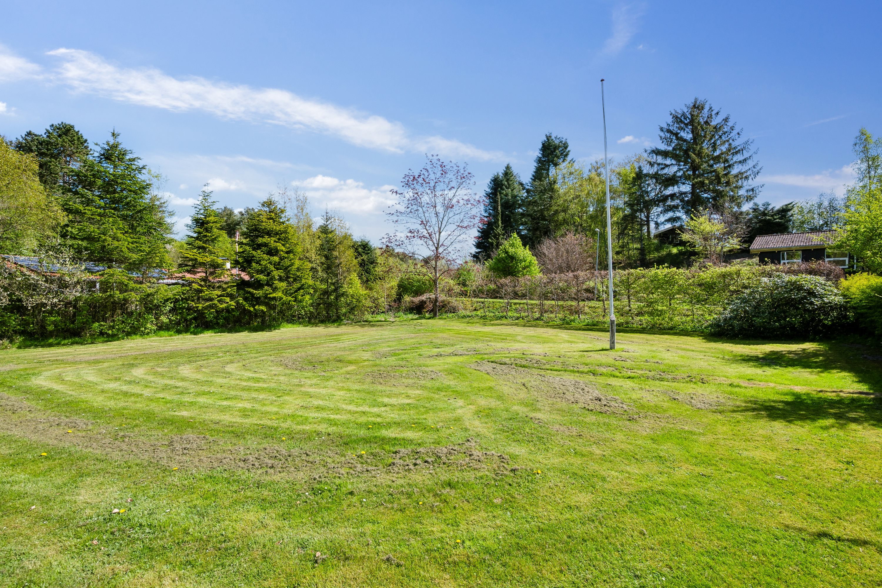 Fremhævet have billede i fuldskærmstilstand. Billede af Lyngsbækvej 17B, Femmøller Strand, 8400 Ebeltoft