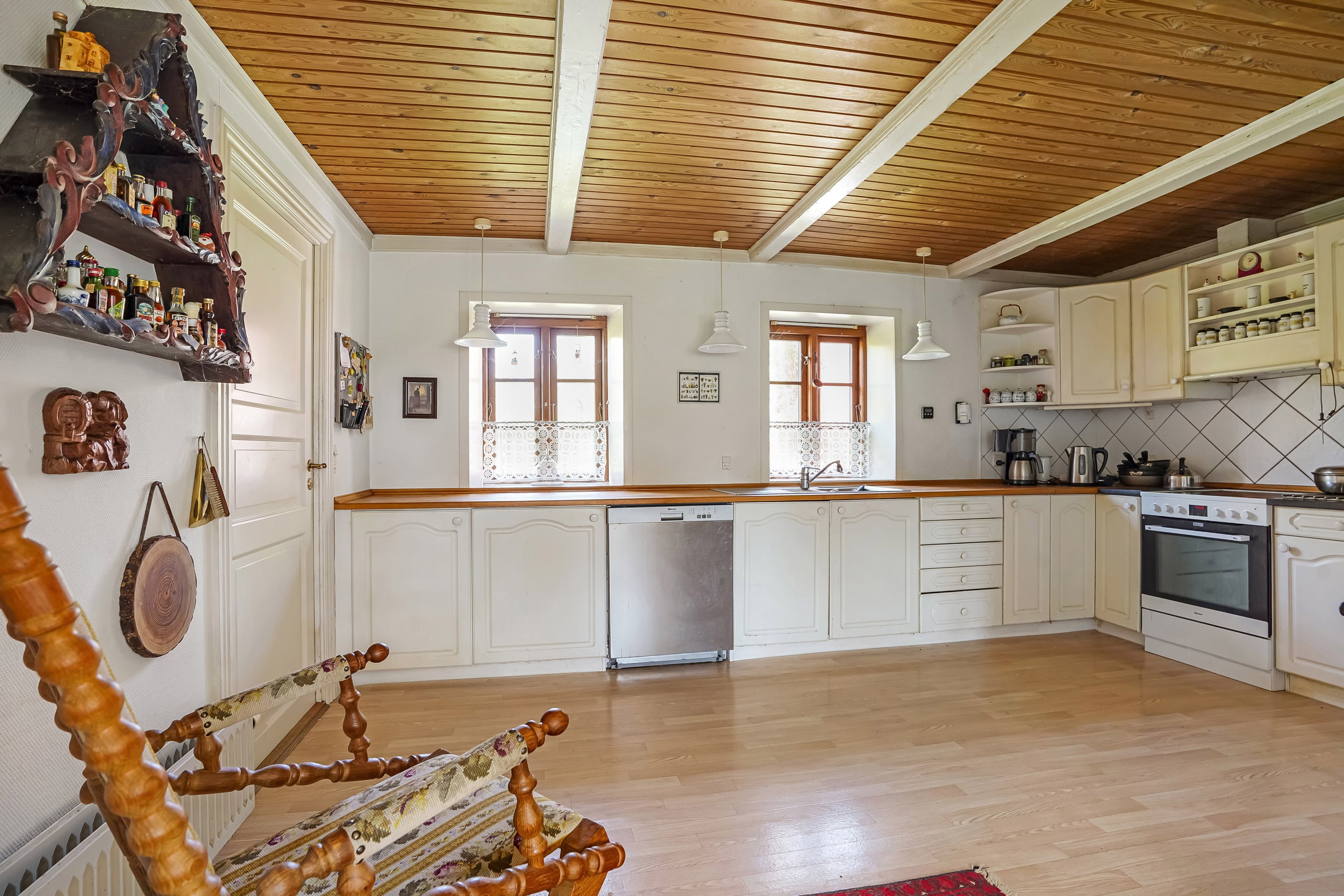 Fremhævet køkken billede i fuldskærmstilstand. Billede af Præstebuen 12, Sdr Åby, 5592 Ejby