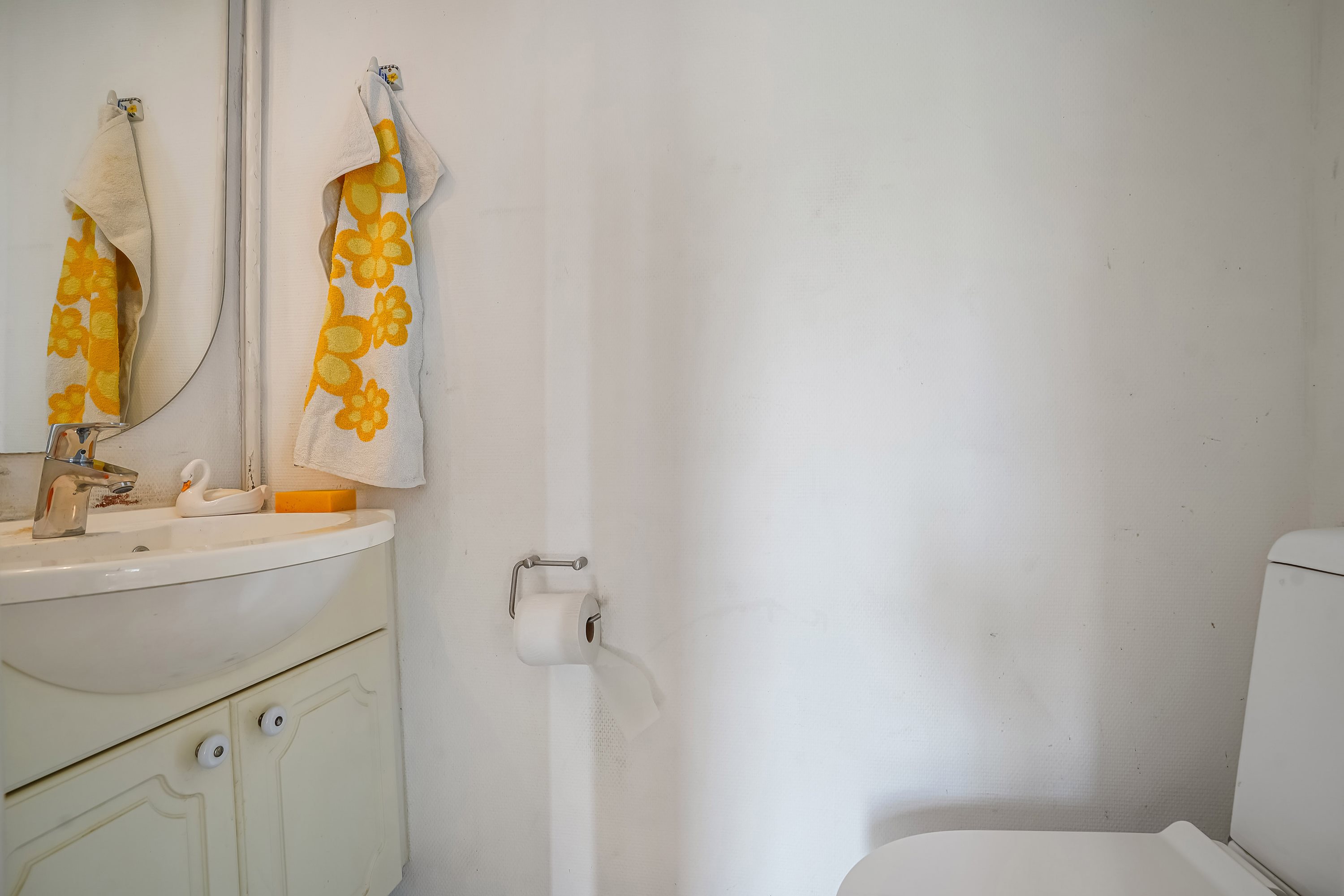 Fremhævet toilet billede i fuldskærmstilstand. Billede af Præstebuen 12, Sdr Åby, 5592 Ejby