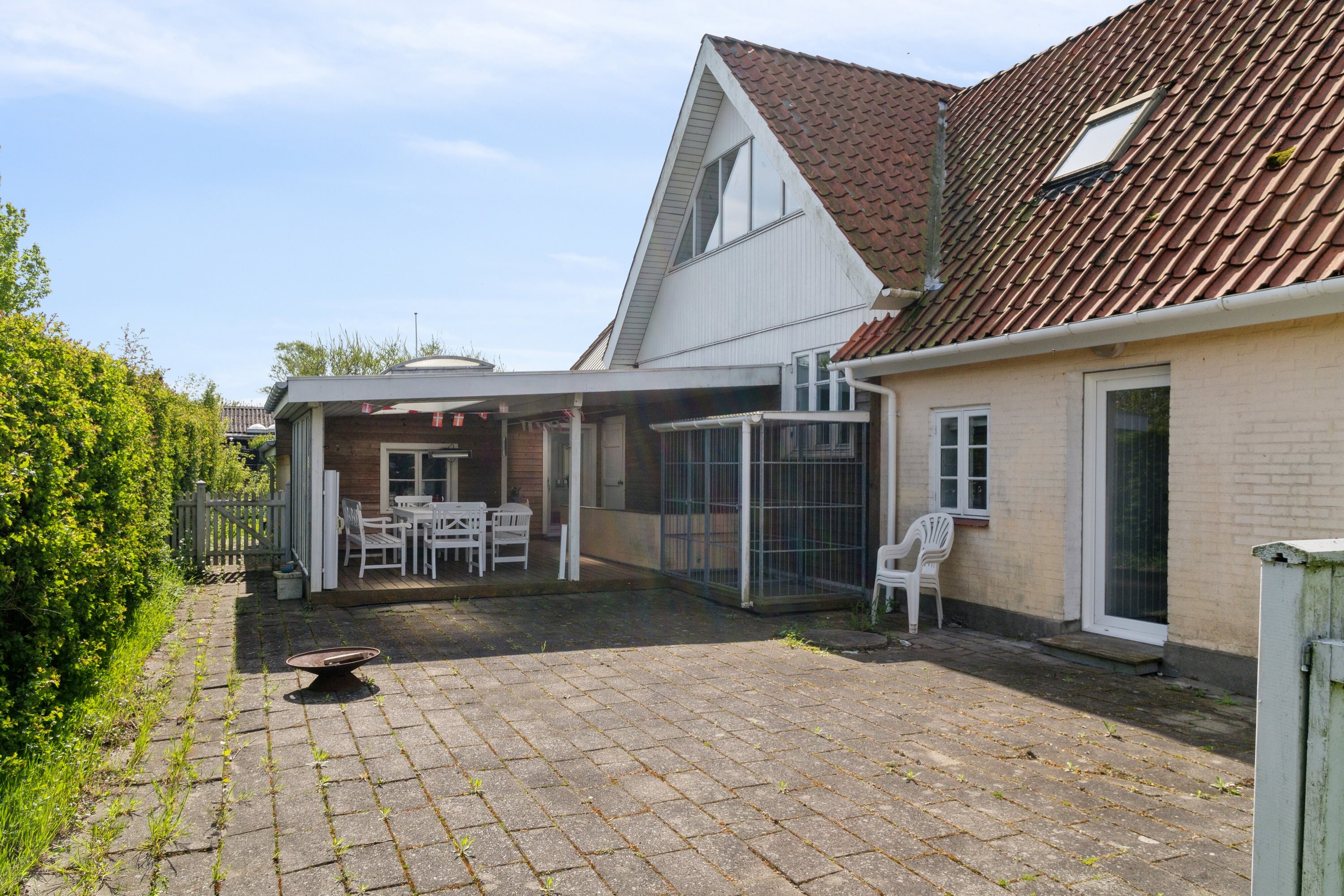 Fremhævet terrasse billede i fuldskærmstilstand. Billede af Degnegyden 1, Kristiansminde, 5450 Otterup