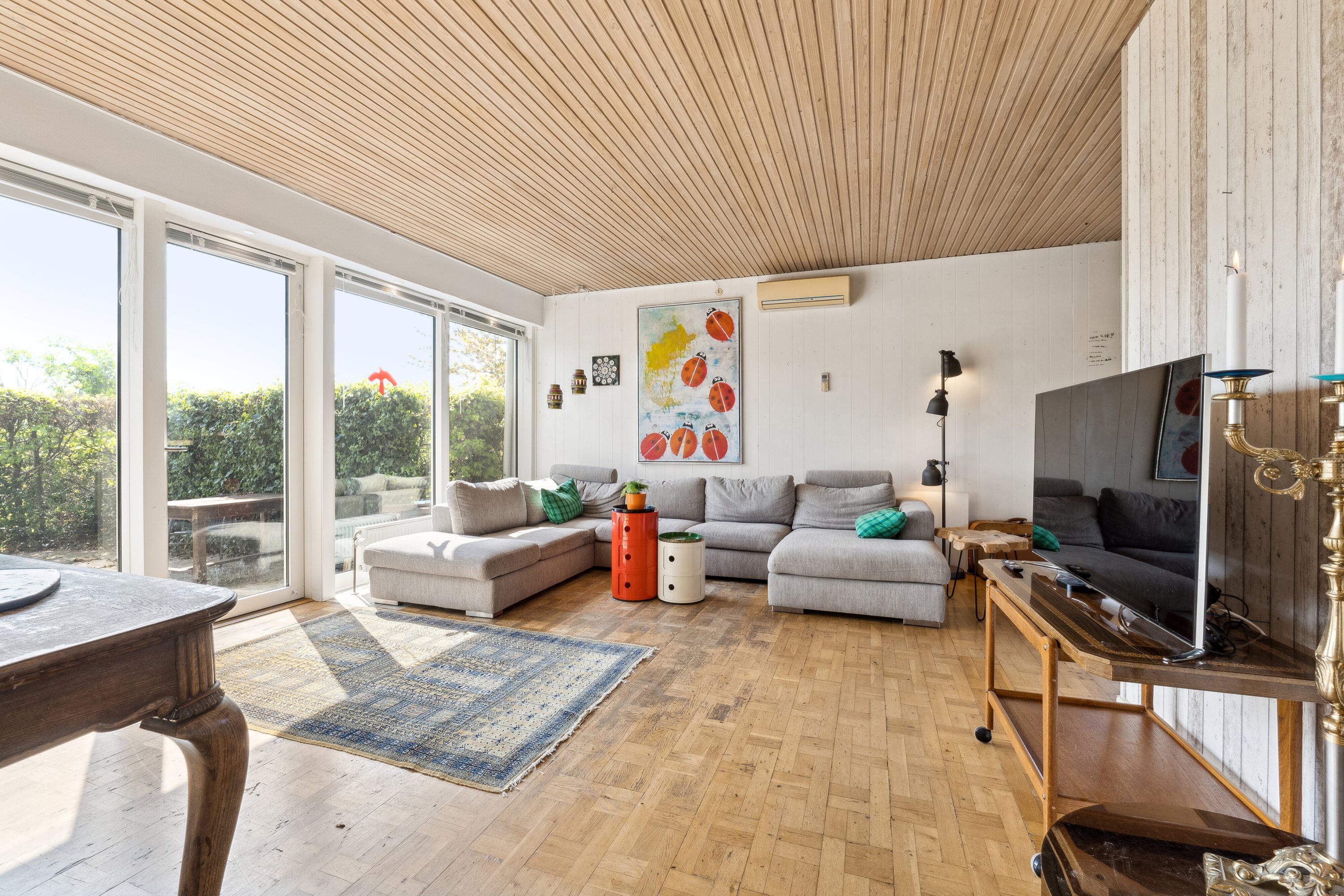 Fremhævet stue billede i fuldskærmstilstand. Billede af Bellisvej 28, 4300 Holbæk