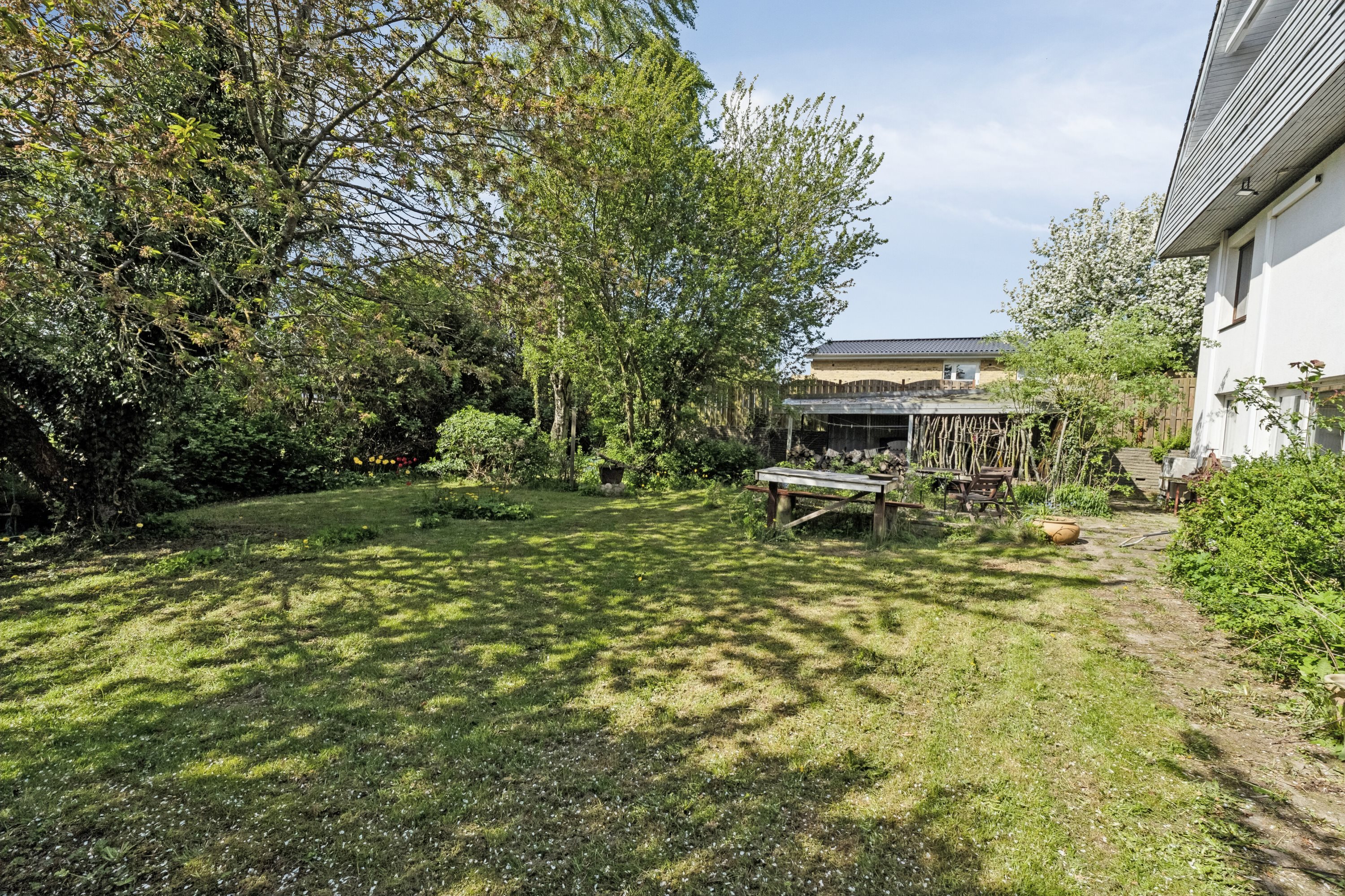 Miniaturebillede 2: udendørs. Billede af Bellisvej 28, 4300 Holbæk