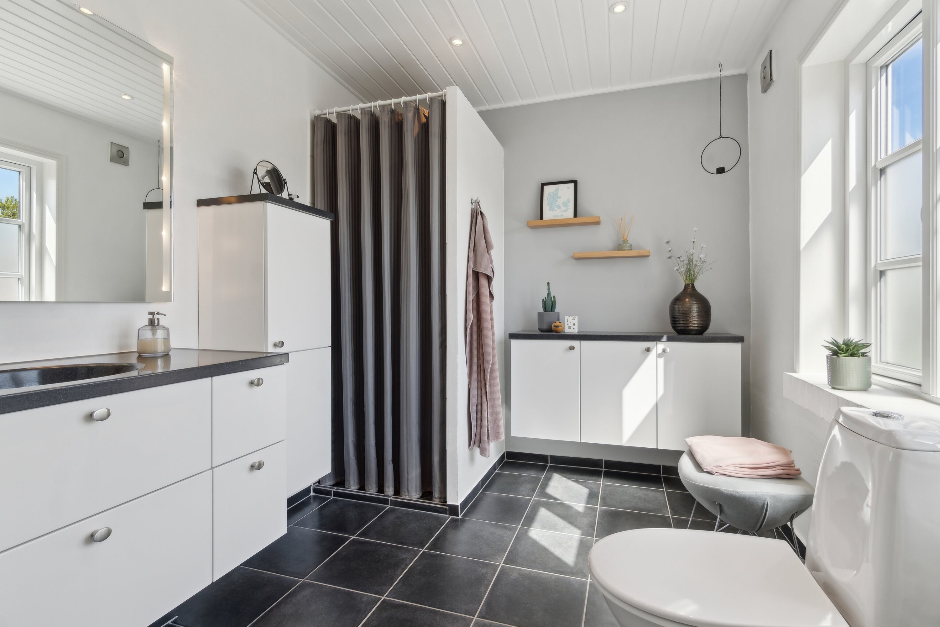 Fremhævet badeværelse billede i fuldskærmstilstand. Billede af Vorupørvej 143, Hundborg, 7700 Thisted