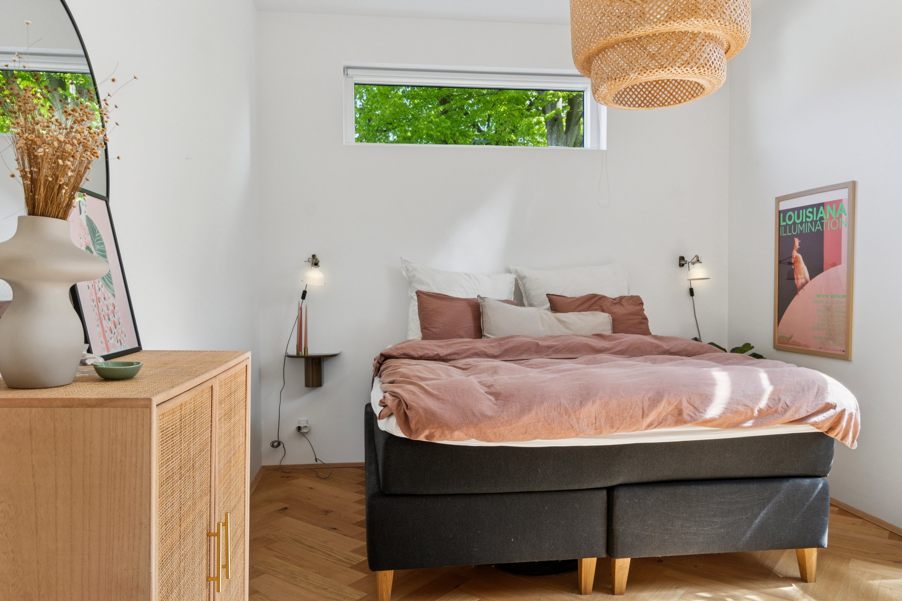 Fremhævet værelse billede i fuldskærmstilstand. Billede af Kongelyset 3C, 4200 Slagelse