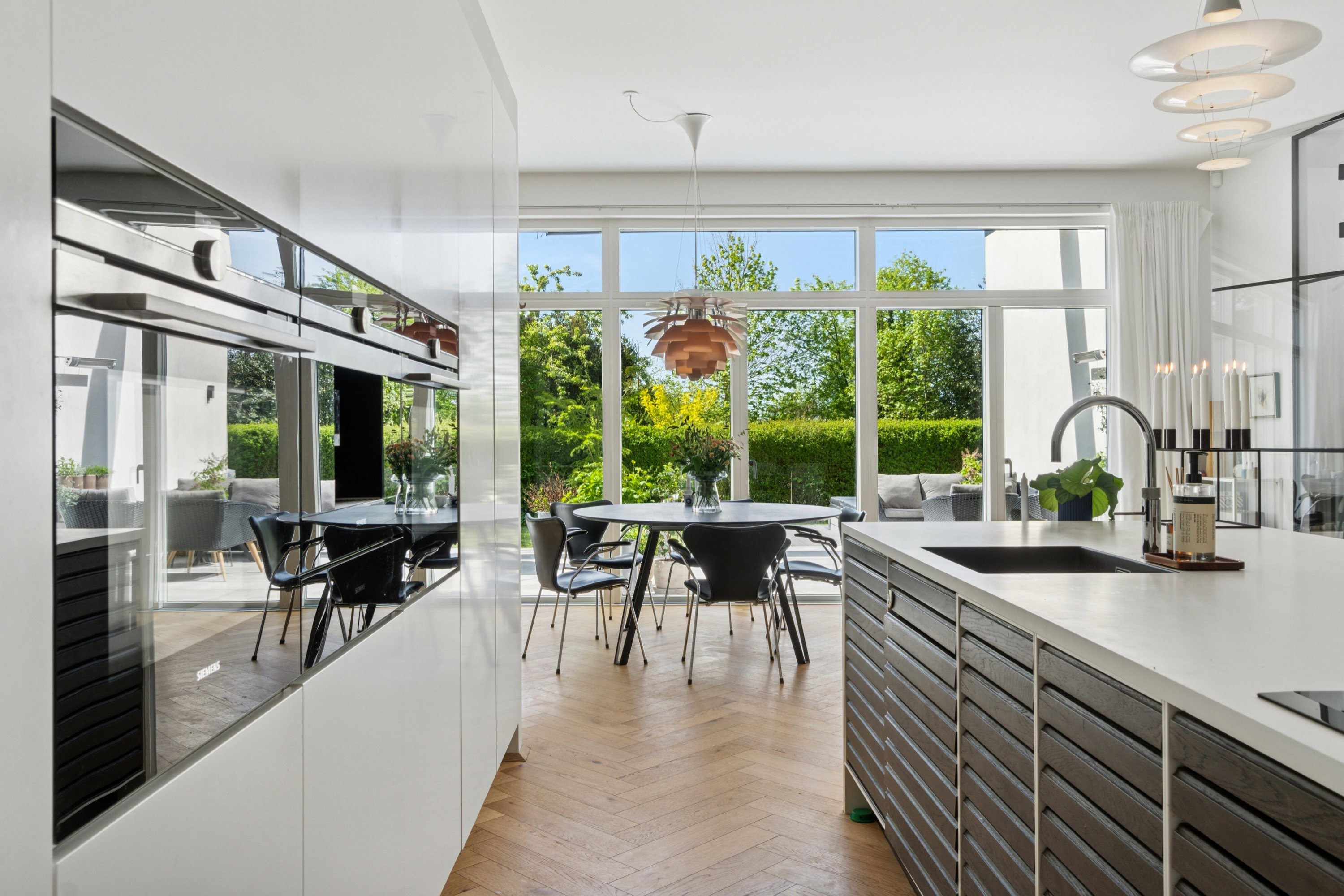 Fremhævet køkken billede i fuldskærmstilstand. Billede af Kongelyset 3C, 4200 Slagelse