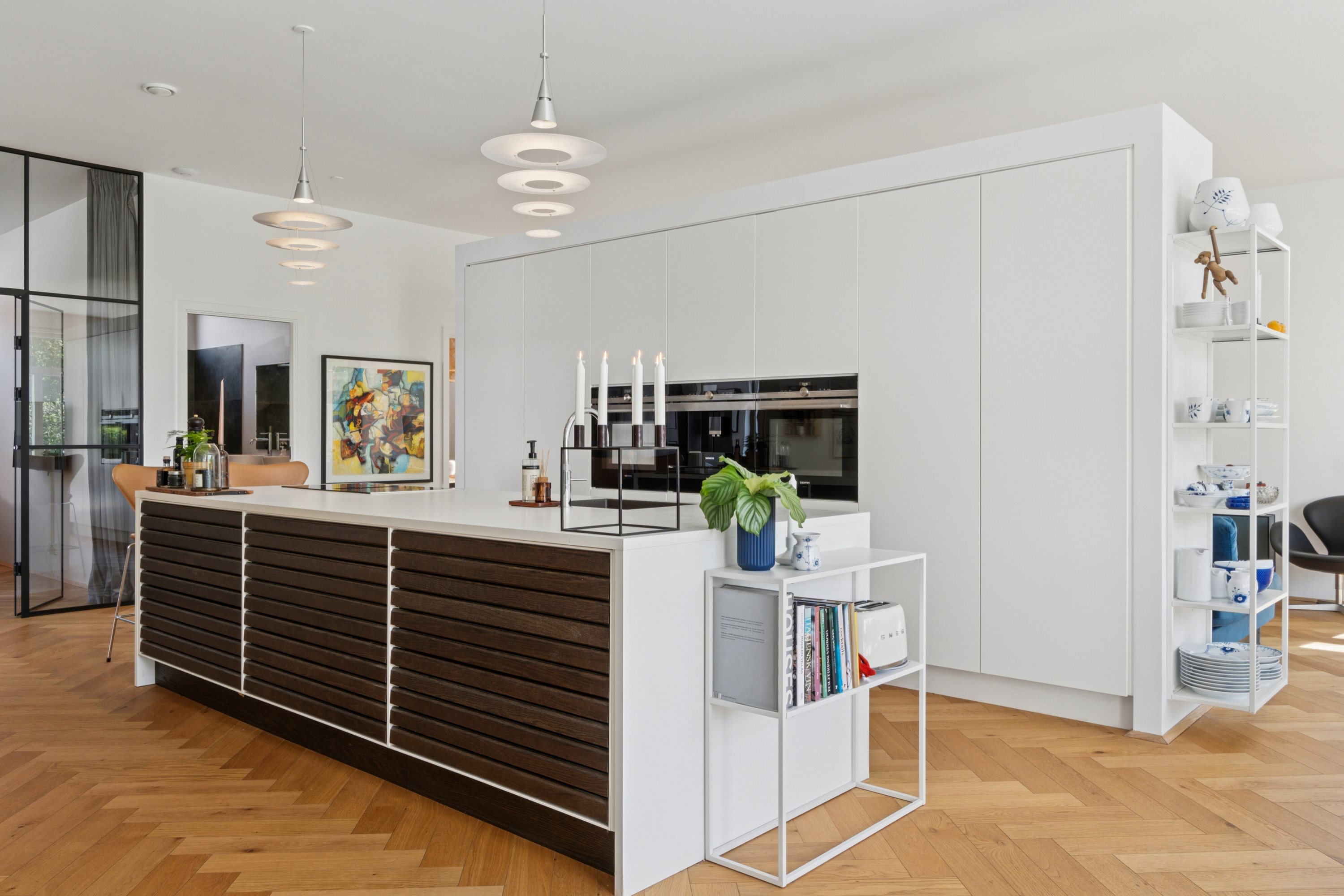 Fremhævet køkken billede i fuldskærmstilstand. Billede af Kongelyset 3C, 4200 Slagelse