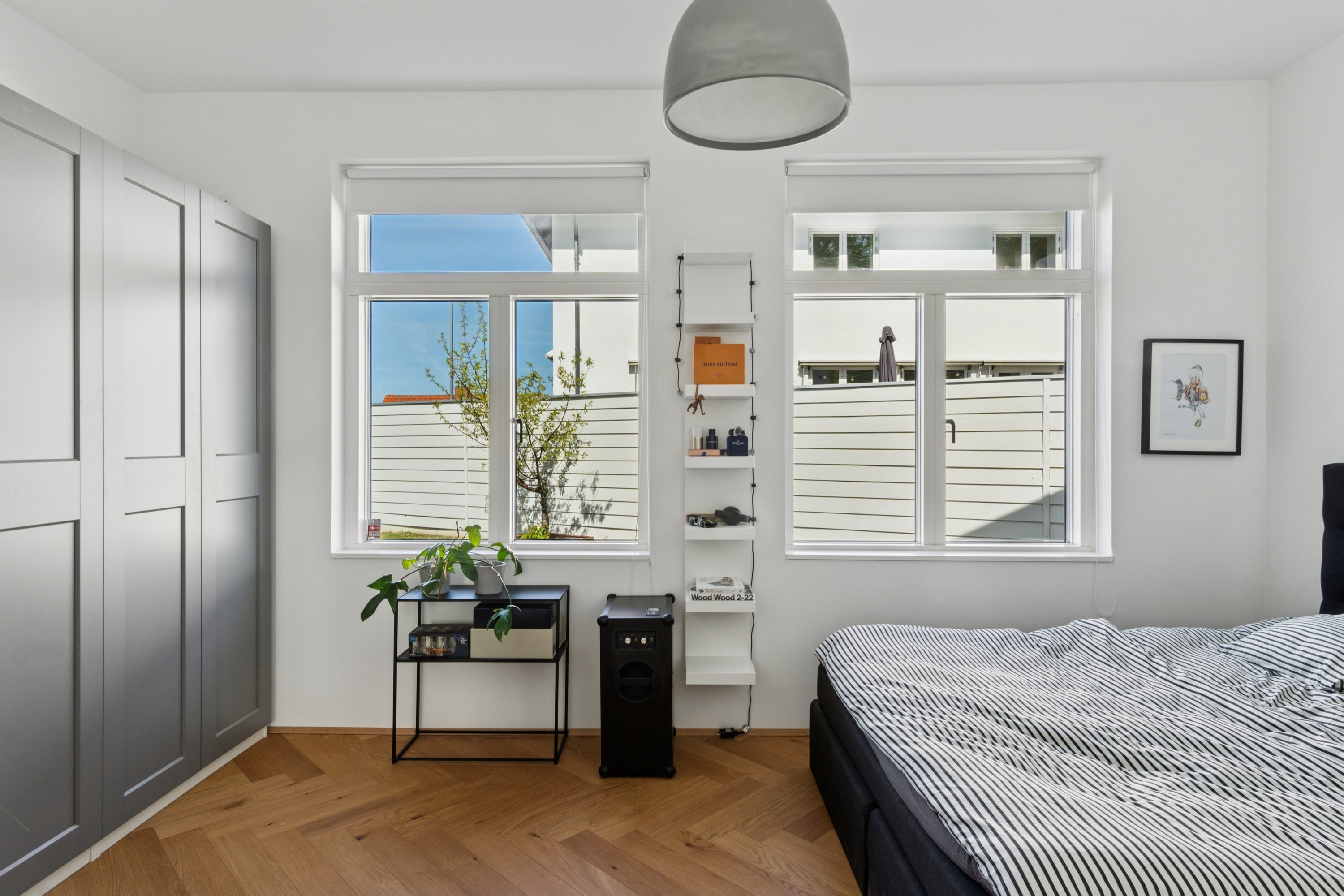 Fremhævet værelse billede i fuldskærmstilstand. Billede af Kongelyset 3C, 4200 Slagelse