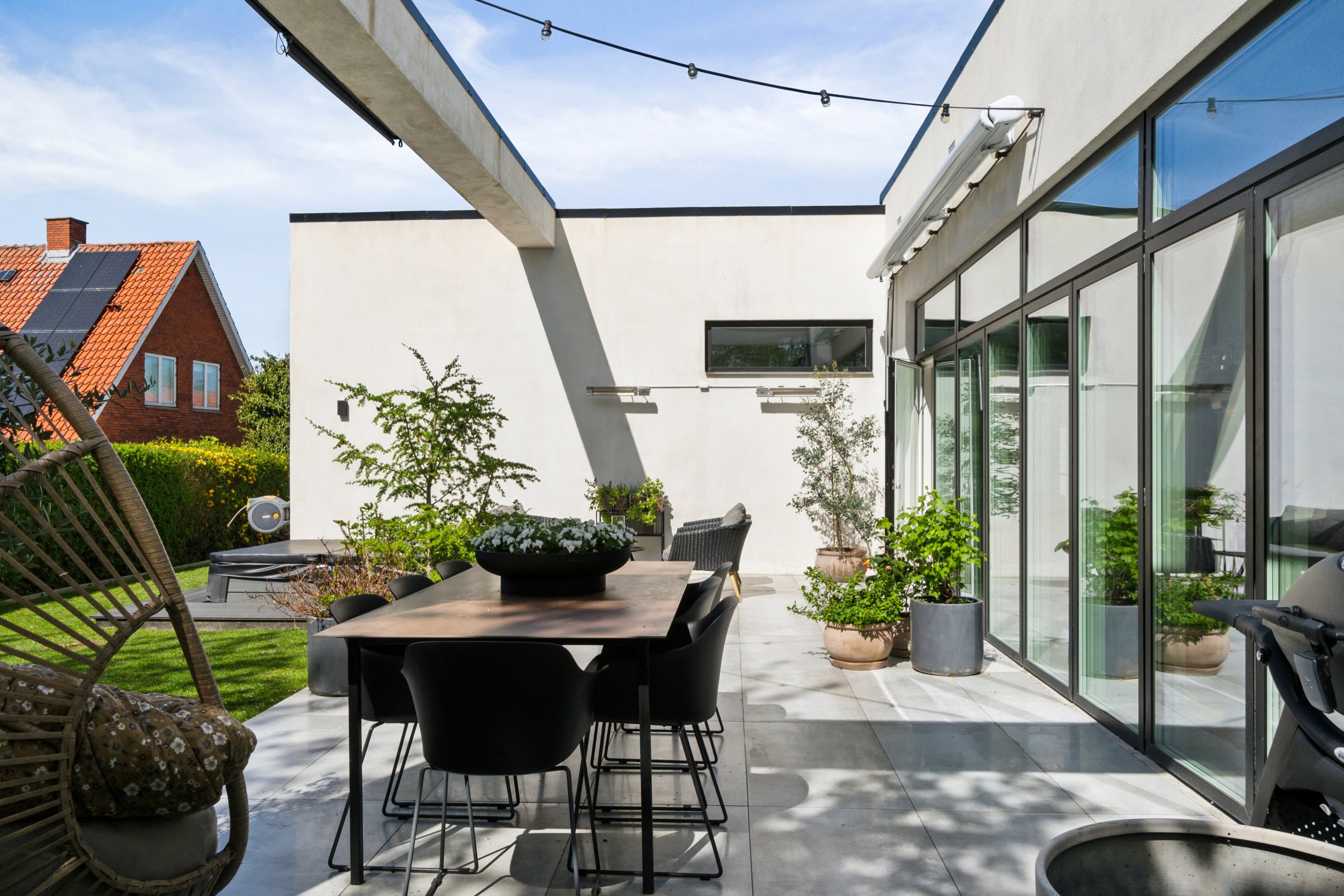 Fremhævet terrasse billede i fuldskærmstilstand. Billede af Kongelyset 3C, 4200 Slagelse