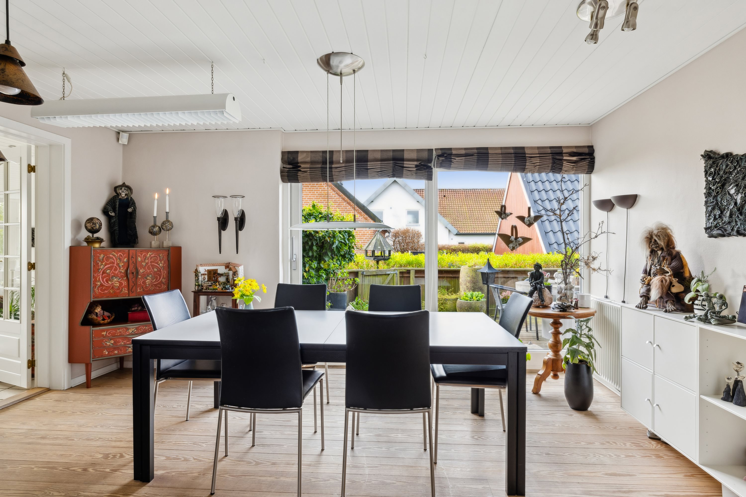 Fremhævet stue billede i fuldskærmstilstand. Billede af Grenåvej 689, 8541 Skødstrup