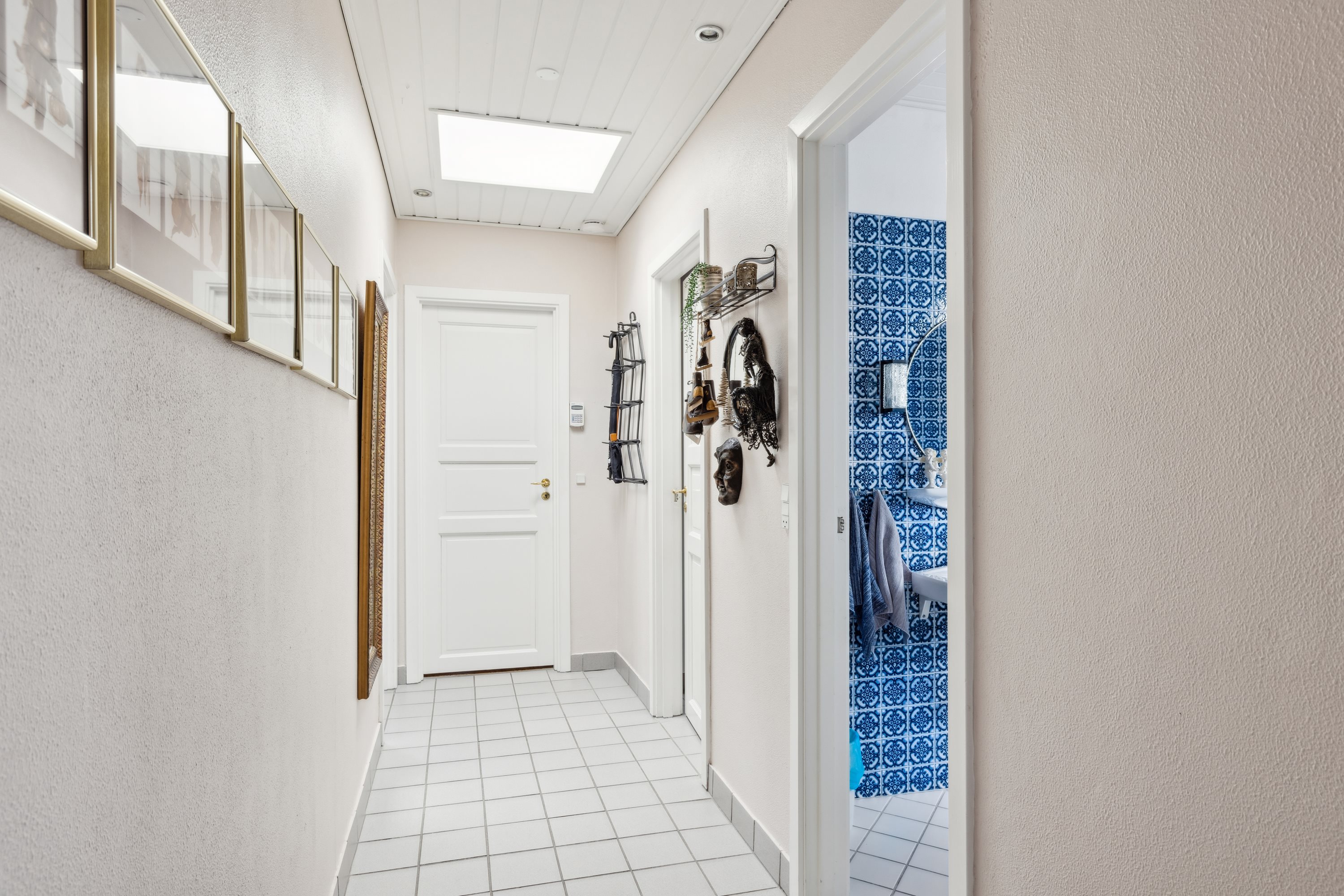 Fremhævet gang billede i fuldskærmstilstand. Billede af Grenåvej 689, 8541 Skødstrup