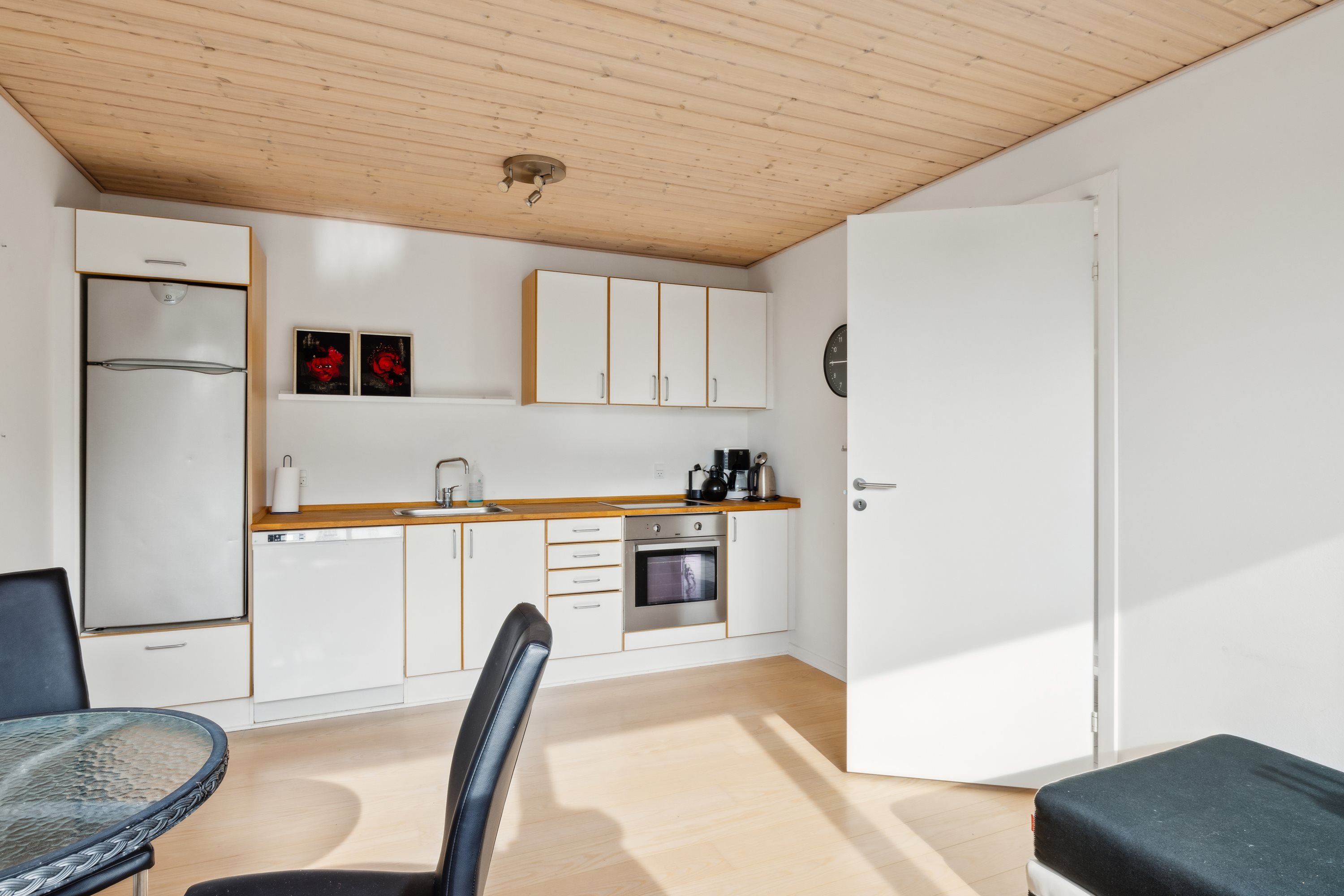 Fremhævet køkken - værksted som kan tilkøbes billede i fuldskærmstilstand. Billede af Grenåvej 689, 8541 Skødstrup