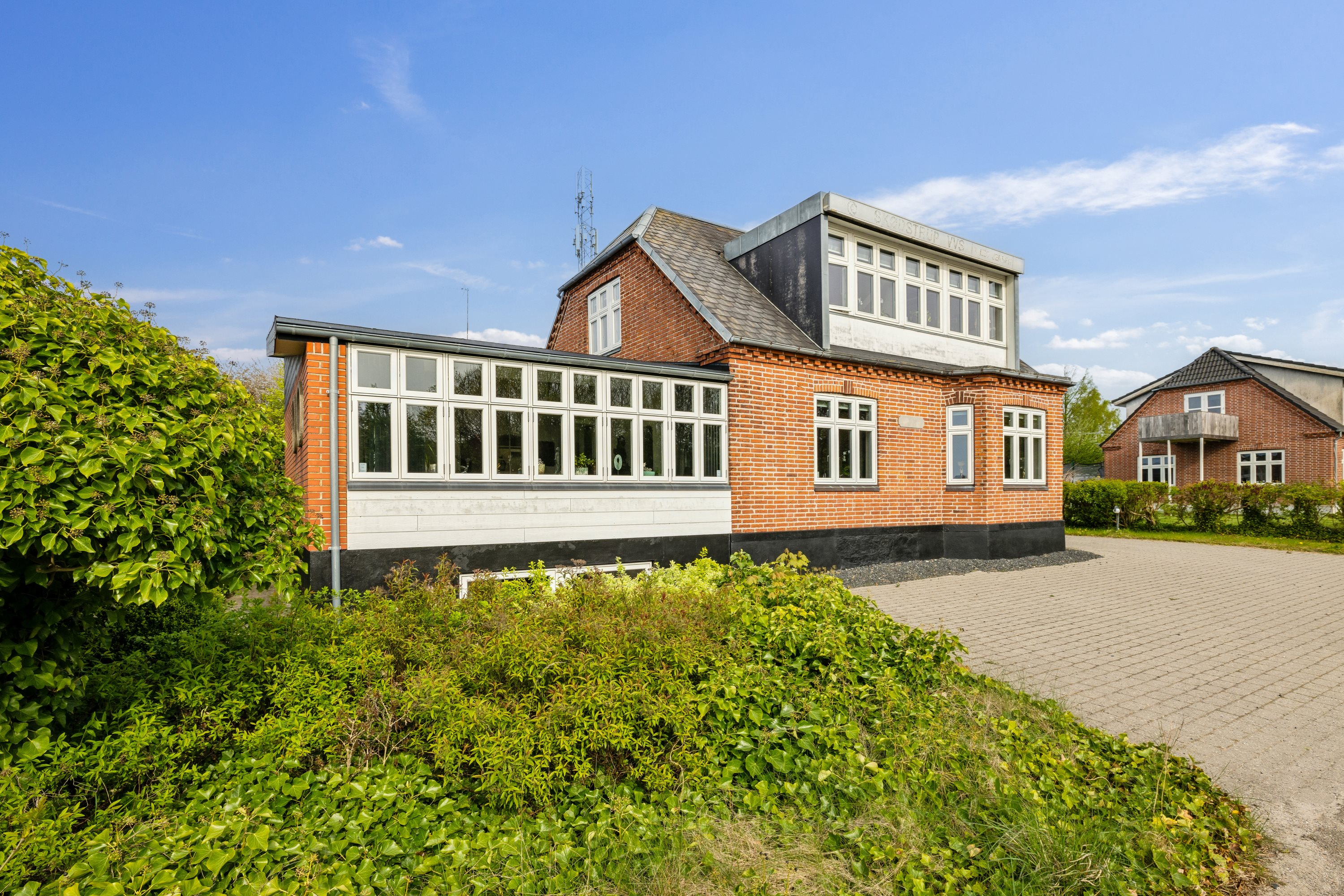 Fremhævet ejendom 1 billede i fuldskærmstilstand. Billede af Grenåvej 689, 8541 Skødstrup