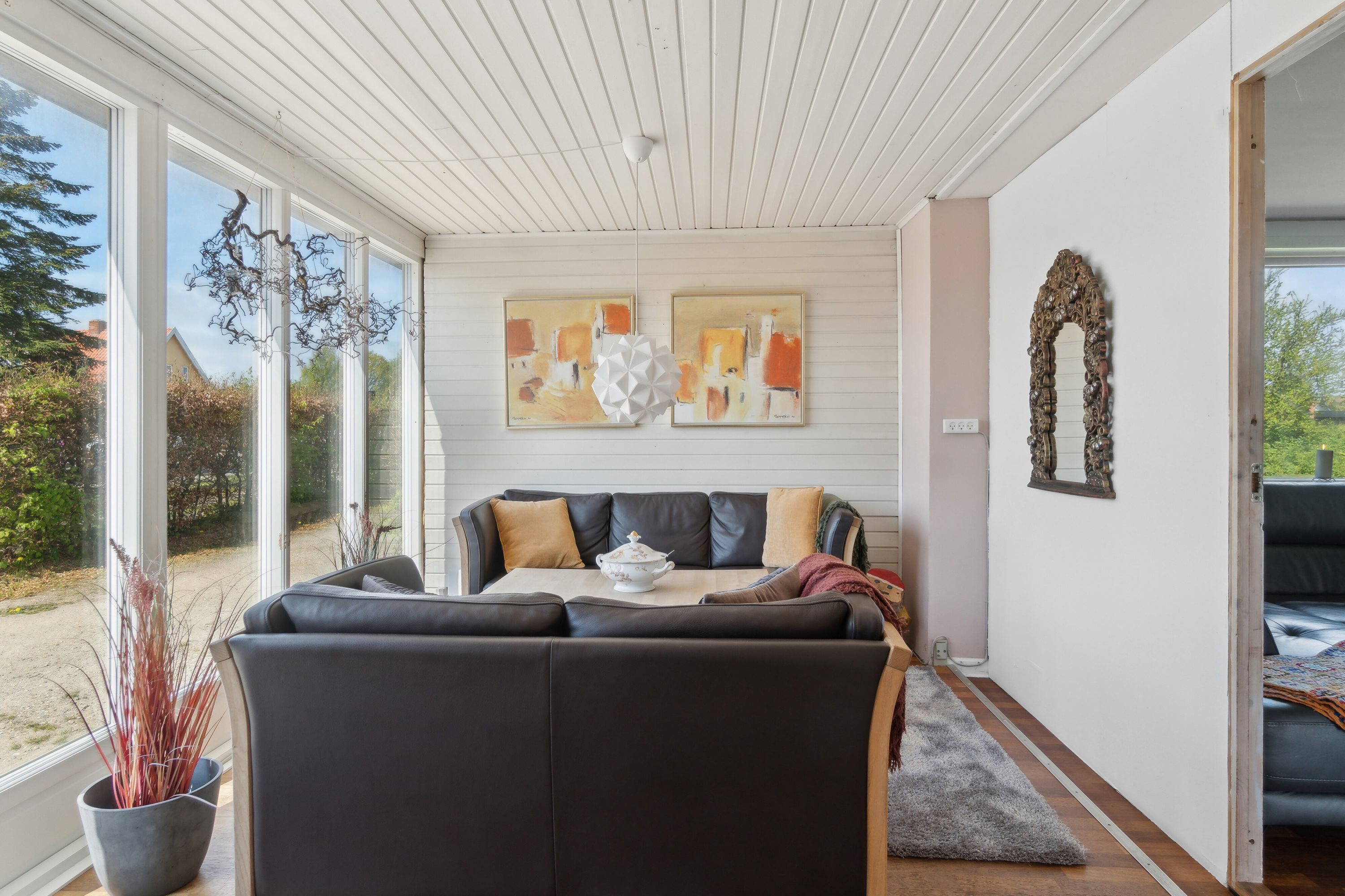 Fremhævet stue billede i fuldskærmstilstand. Billede af Rørvigvej 86, 4500 Nykøbing Sj