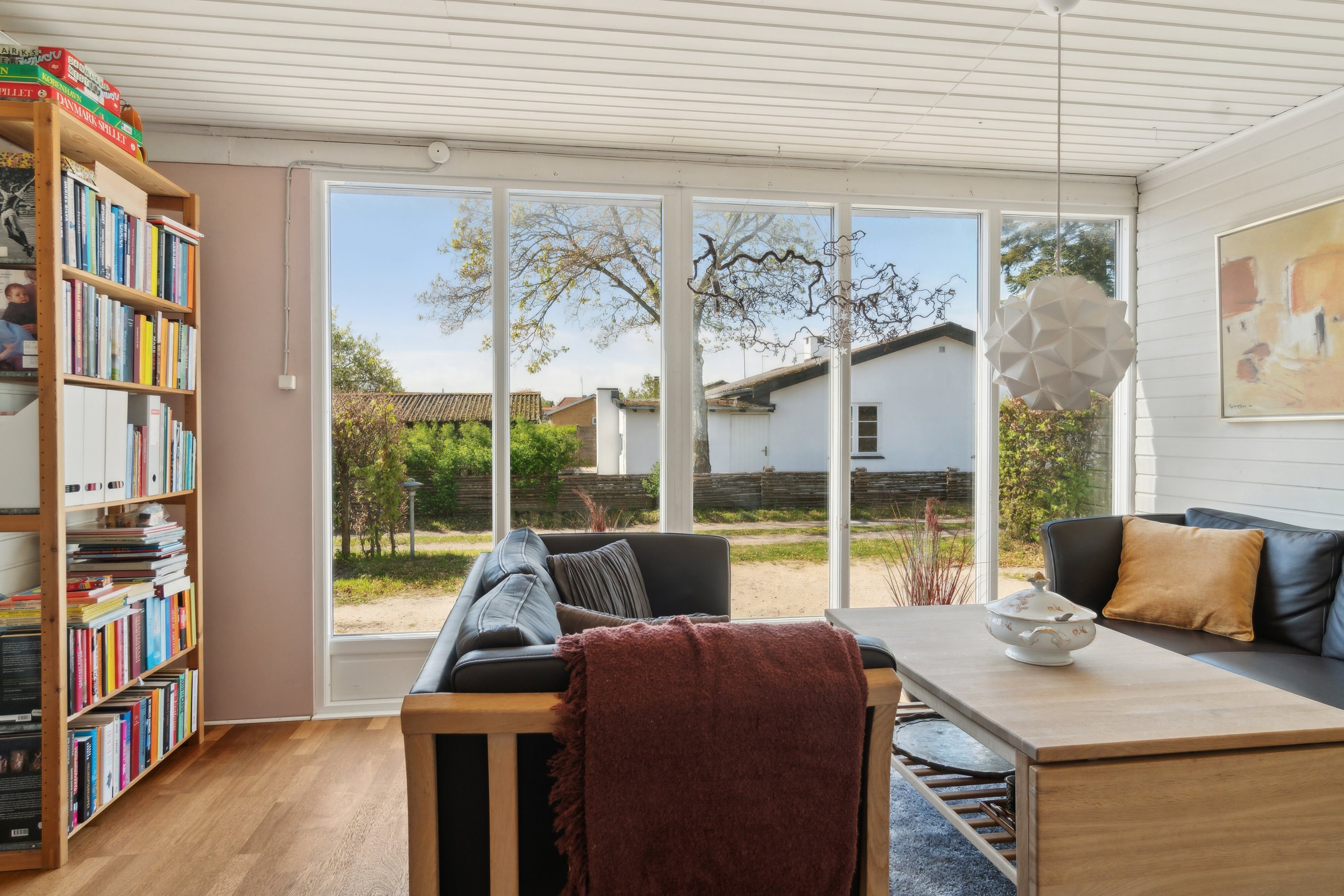 Fremhævet stue billede i fuldskærmstilstand. Billede af Rørvigvej 86, 4500 Nykøbing Sj