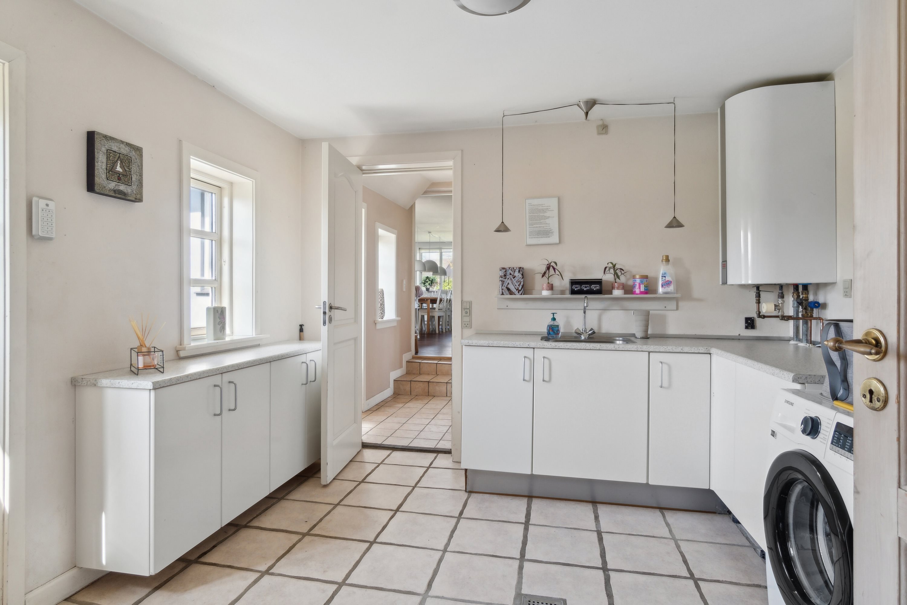 Fremhævet køkken billede i fuldskærmstilstand. Billede af Rørvigvej 86, 4500 Nykøbing Sj