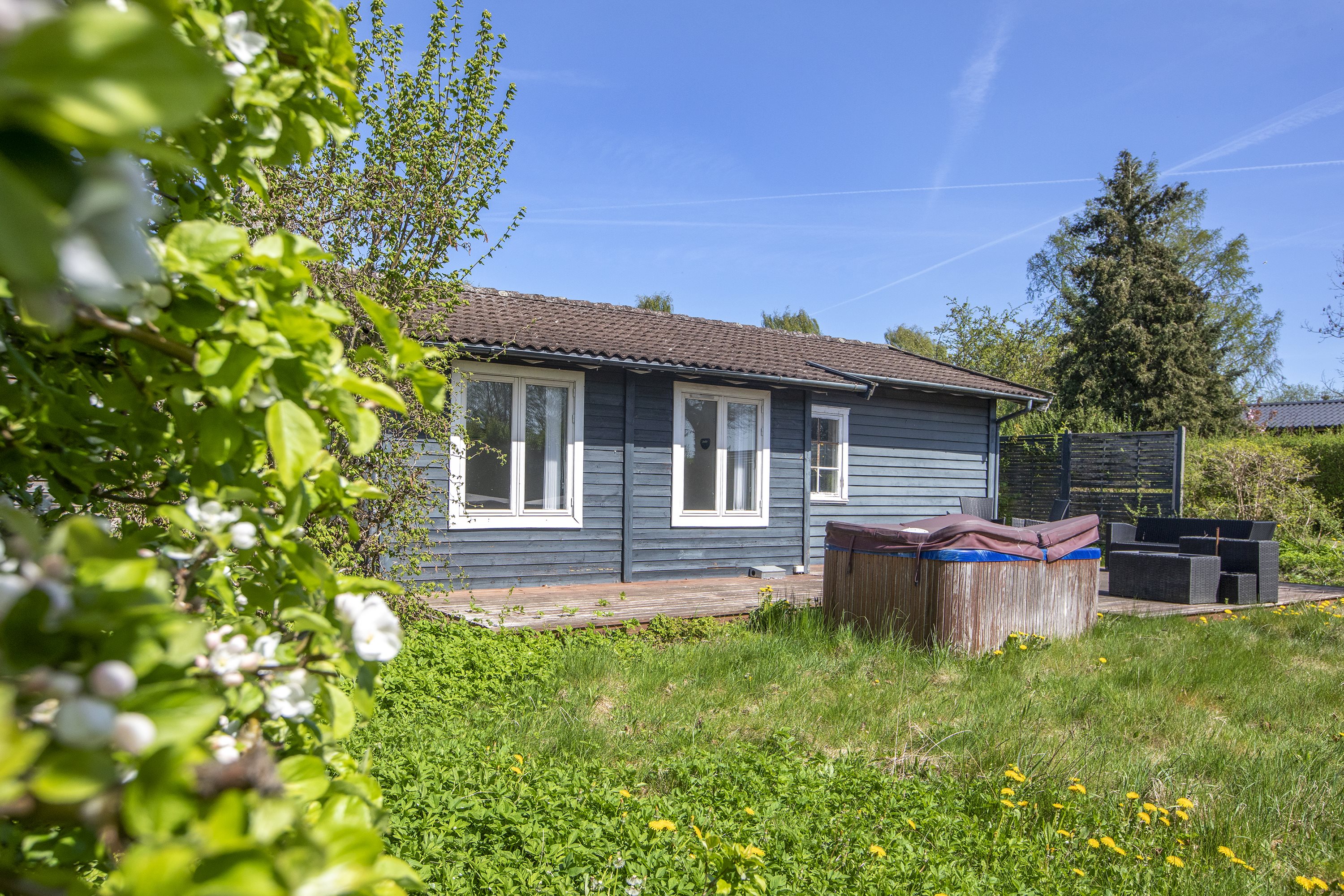 Fremhævet have billede i fuldskærmstilstand. Billede af Danvej 16, 2740 Skovlunde