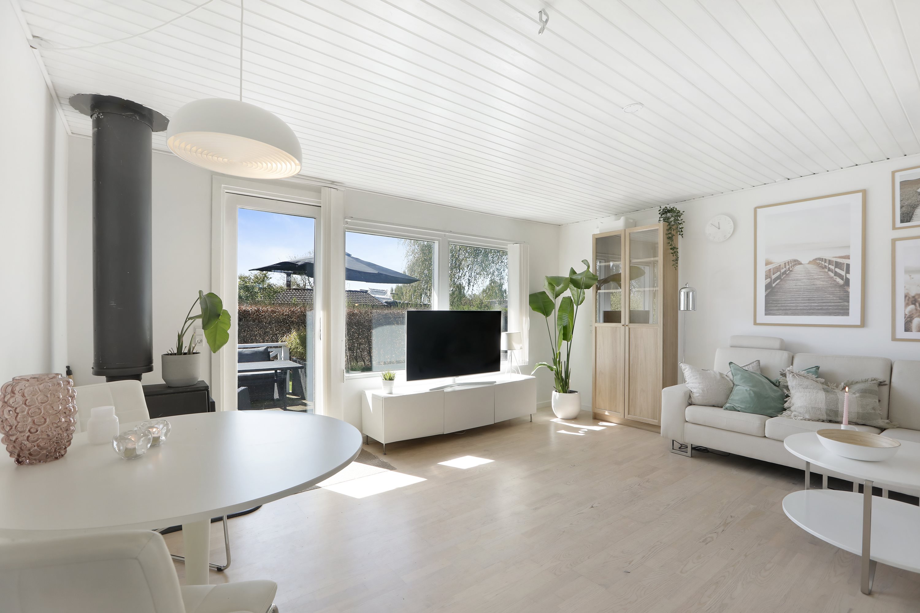 Fremhævet stue billede i fuldskærmstilstand. Billede af Gefionvej 24, 2740 Skovlunde