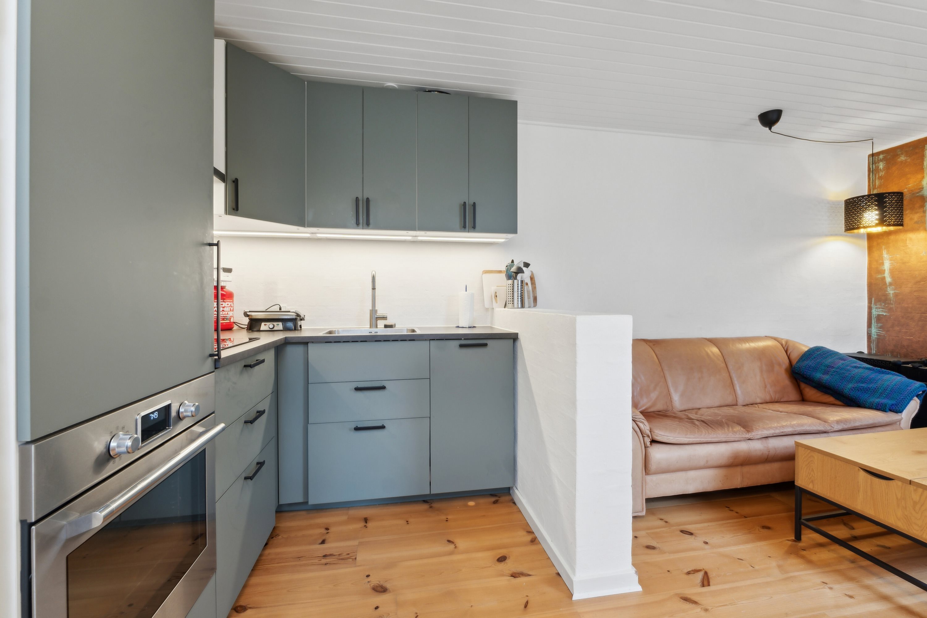 Fremhævet køkken billede i fuldskærmstilstand. Billede af Lundevej 20C, 5700 Svendborg