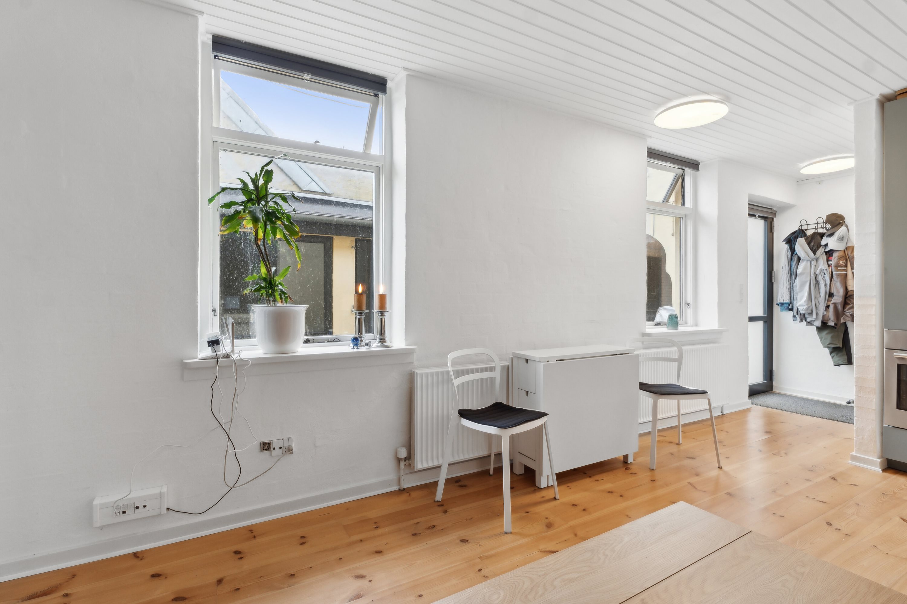 Fremhævet spisestue billede i fuldskærmstilstand. Billede af Lundevej 20C, 5700 Svendborg