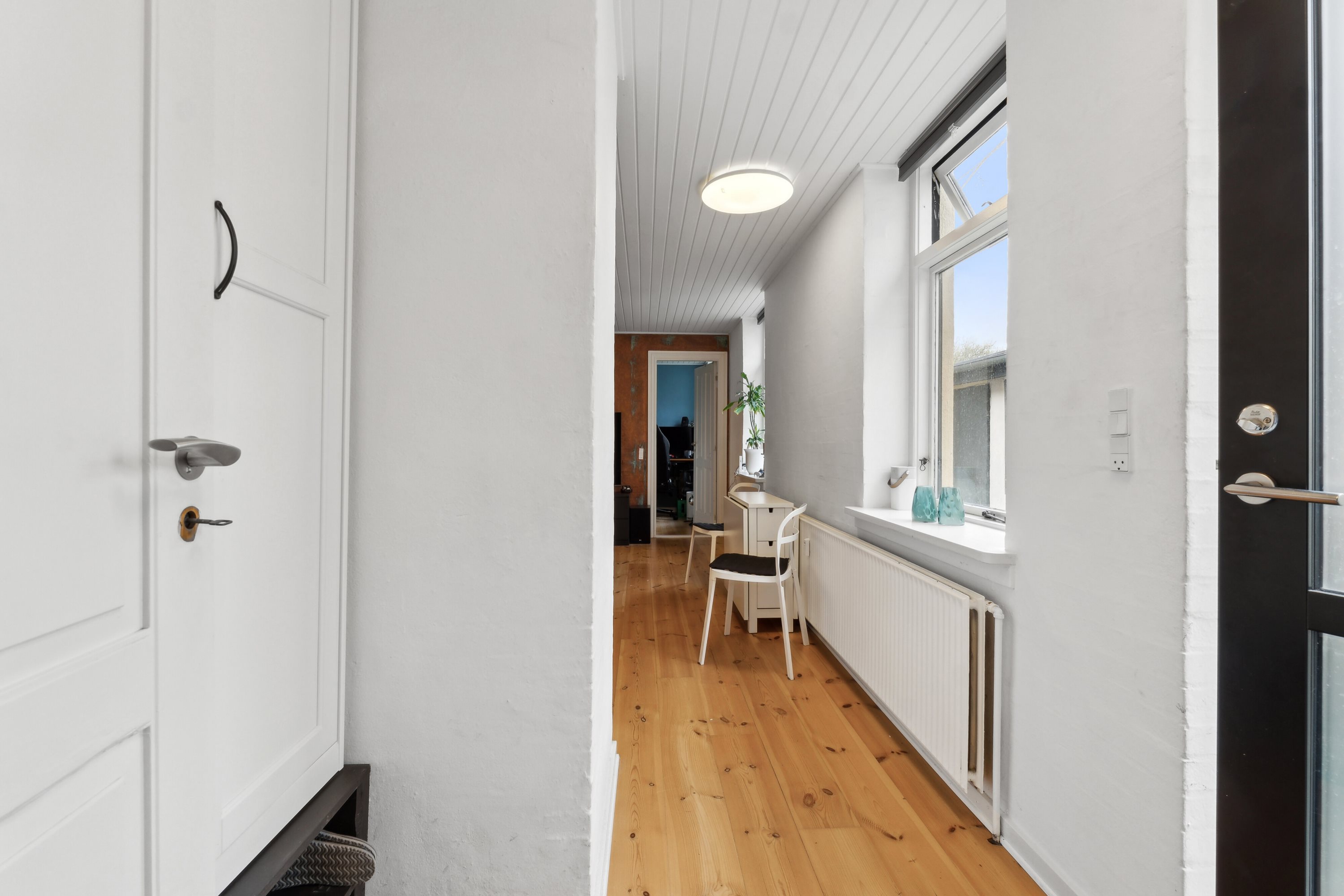 Fremhævet gang billede i fuldskærmstilstand. Billede af Lundevej 20C, 5700 Svendborg