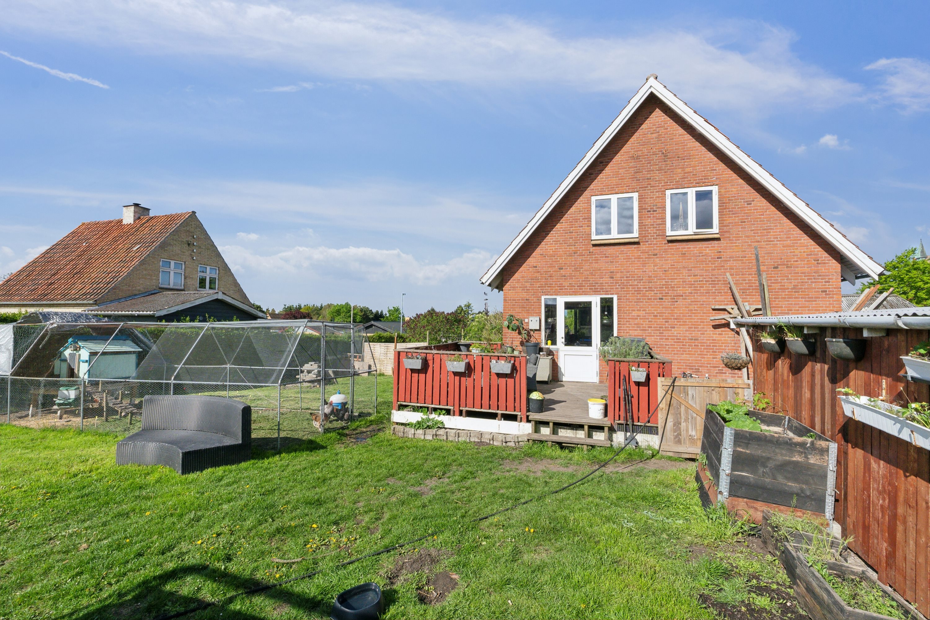 Fremhævet set fra haven billede i fuldskærmstilstand. Billede af Klokkervænget 3, Tåsinge, 5700 Svendborg