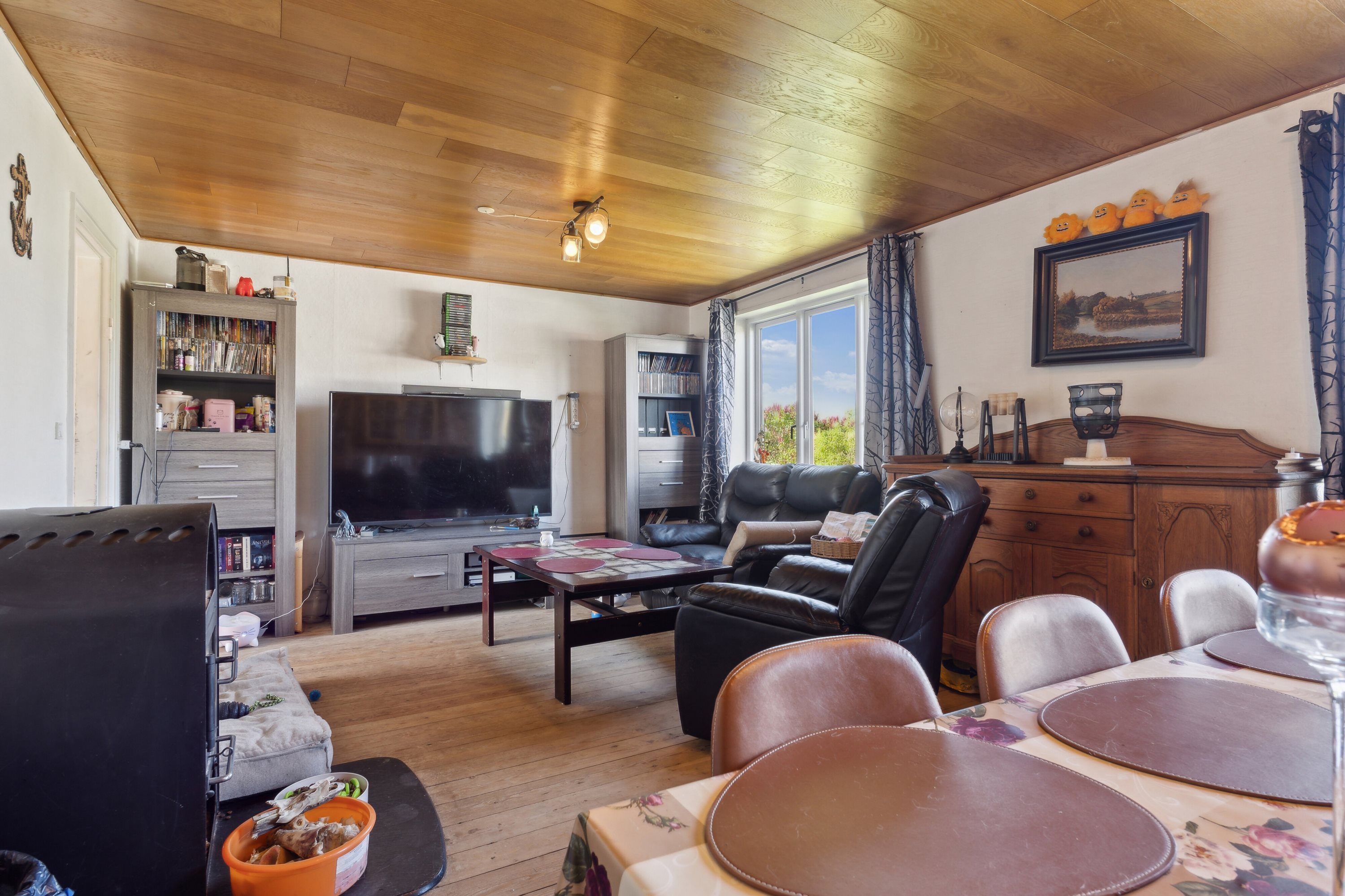 Fremhævet stue billede i fuldskærmstilstand. Billede af Klokkervænget 3, Tåsinge, 5700 Svendborg