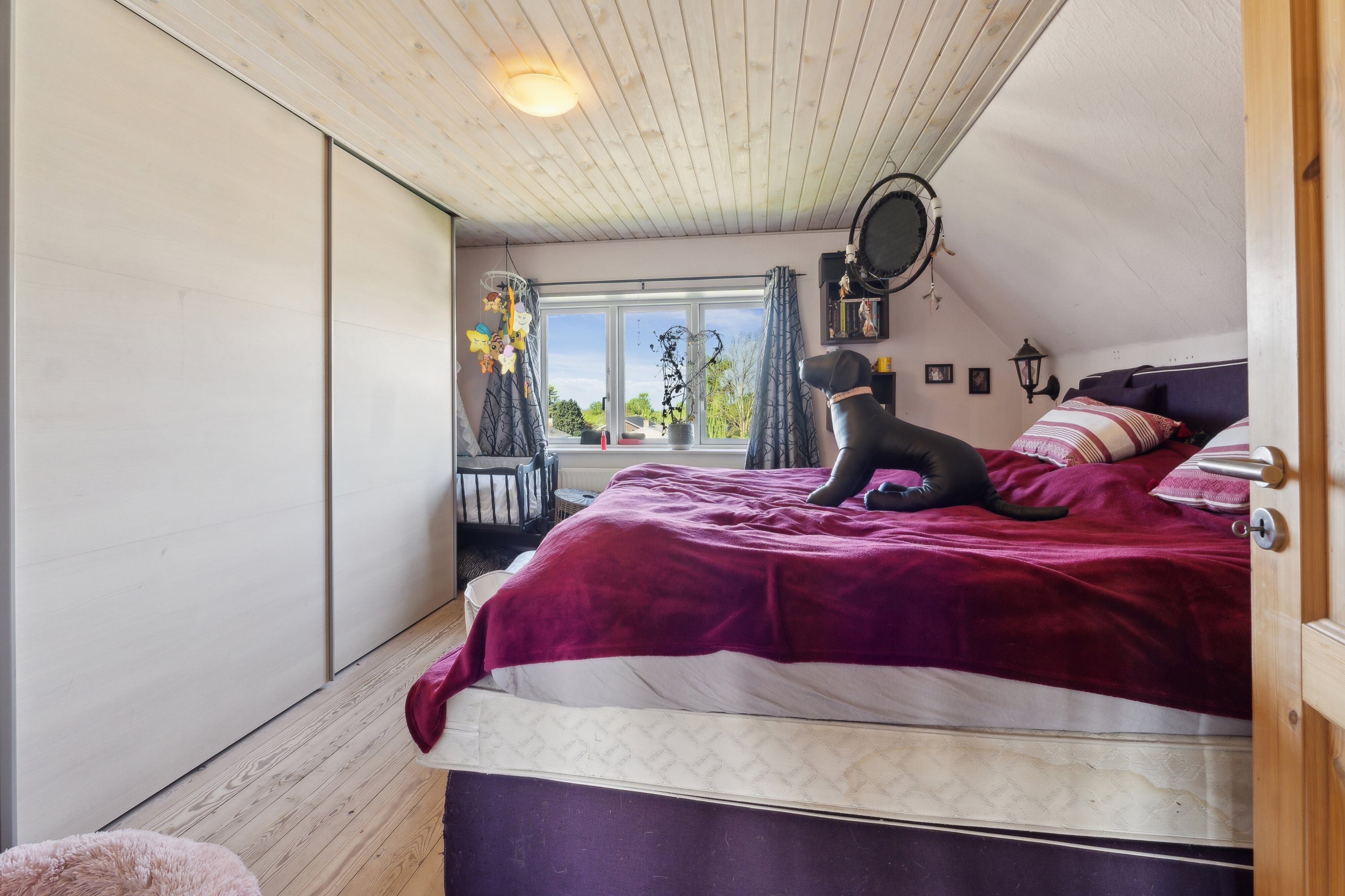 Fremhævet soveværelse billede i fuldskærmstilstand. Billede af Klokkervænget 3, Tåsinge, 5700 Svendborg