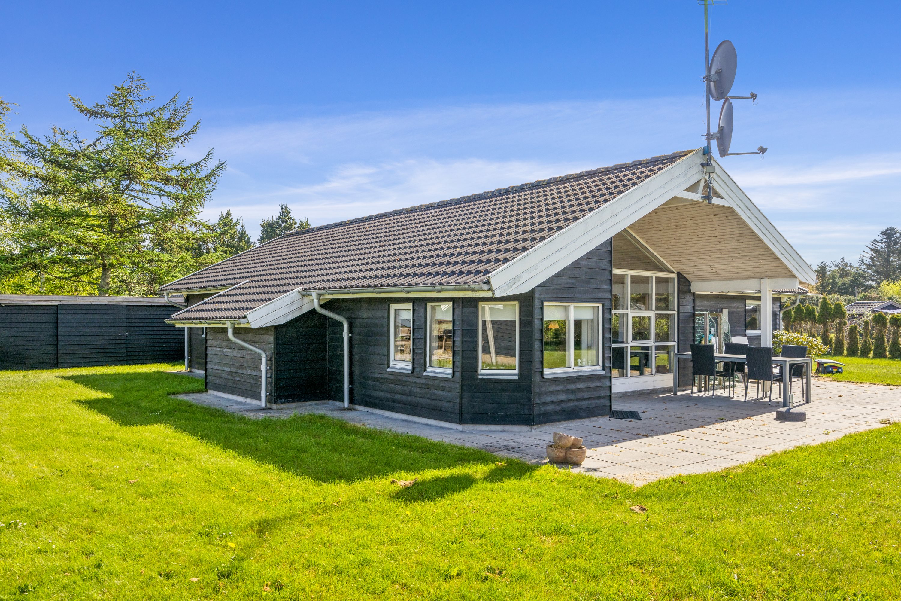 Miniaturebillede 1: ejendommen. Billede af Junovej 7, Gl Bisnap, 9370 Hals