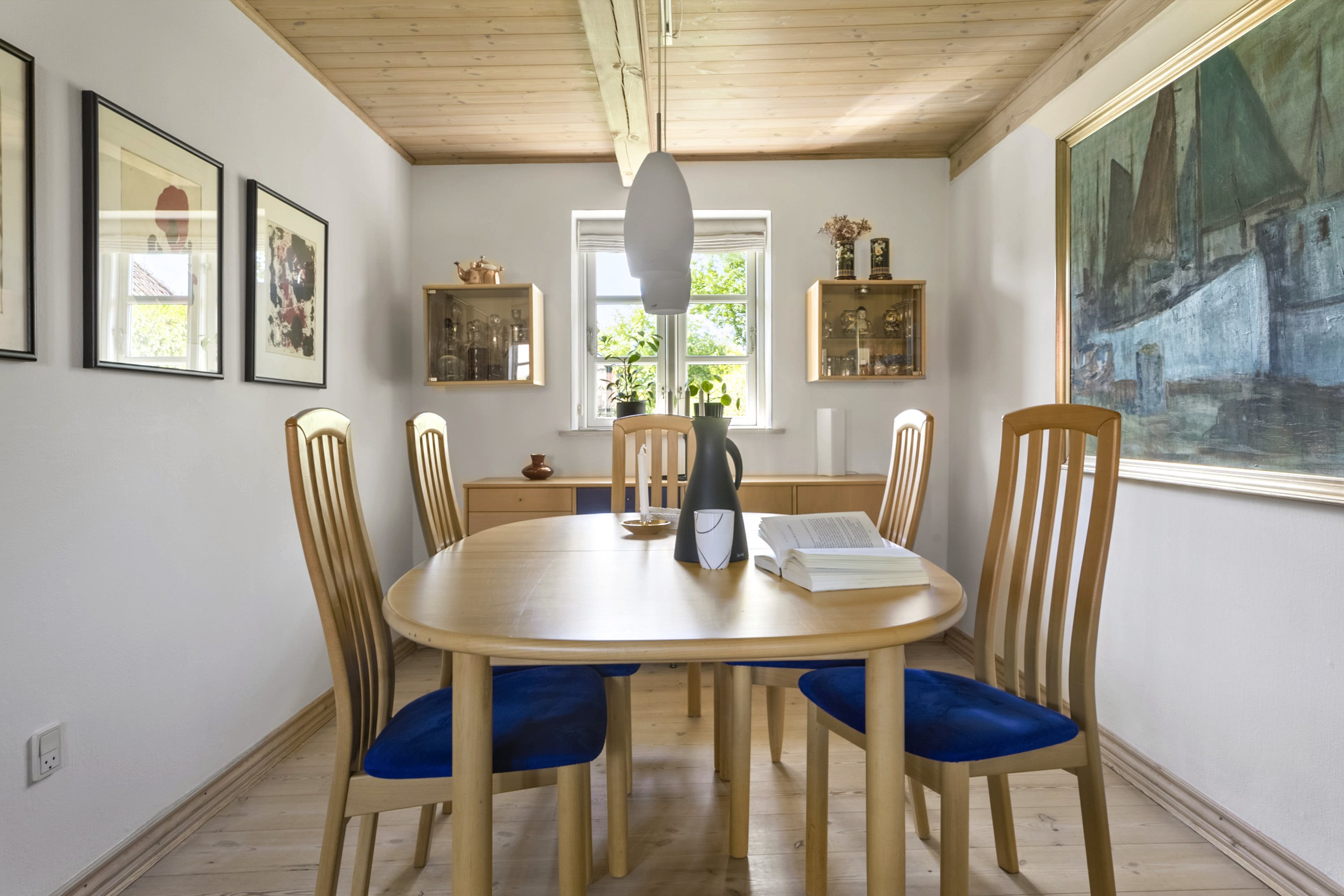 Fremhævet spisestue billede i fuldskærmstilstand. Billede af Kirketoften 4, Løjt Kirkeby, 6200 Aabenraa