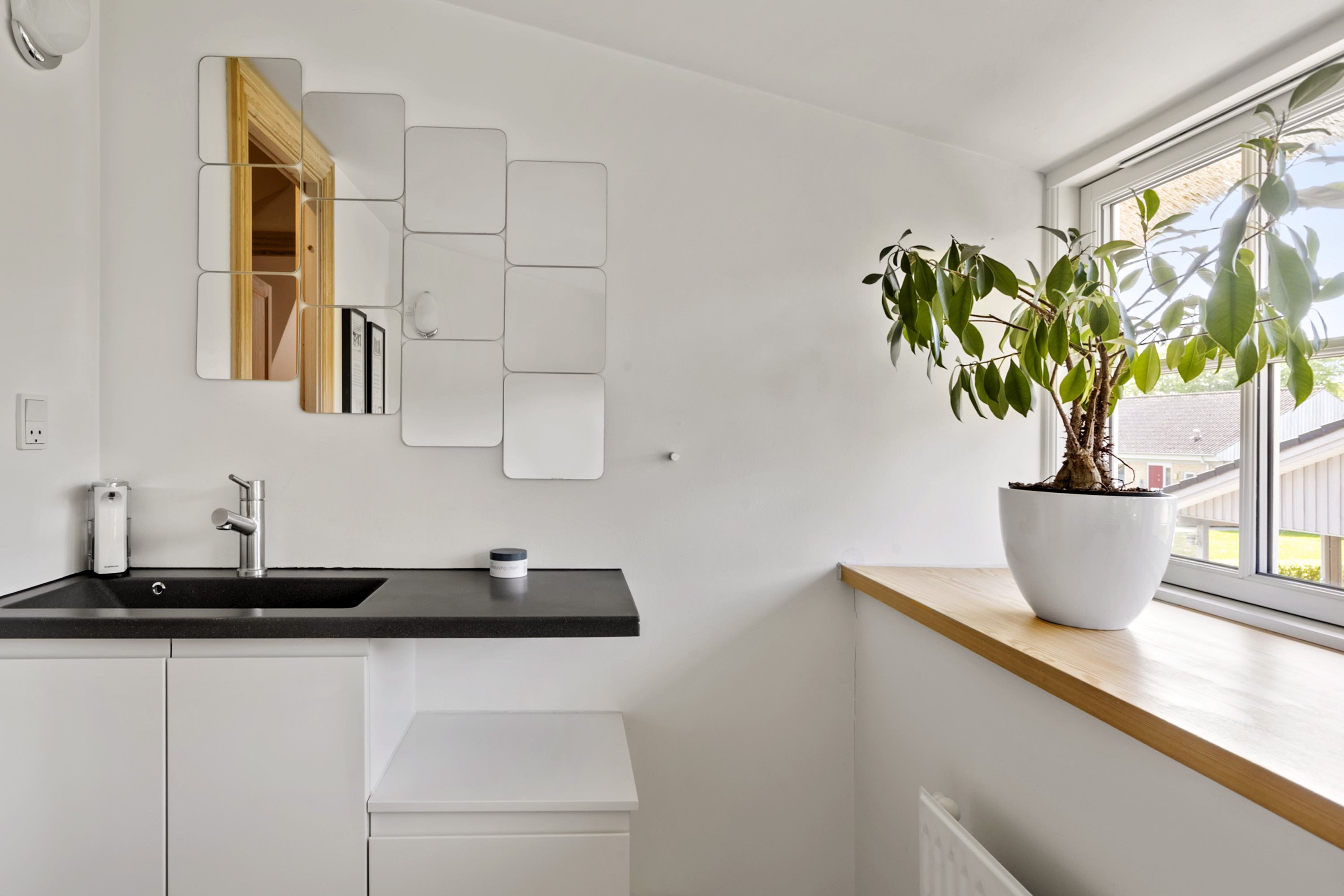 Fremhævet badeværelse billede i fuldskærmstilstand. Billede af Kirketoften 4, Løjt Kirkeby, 6200 Aabenraa