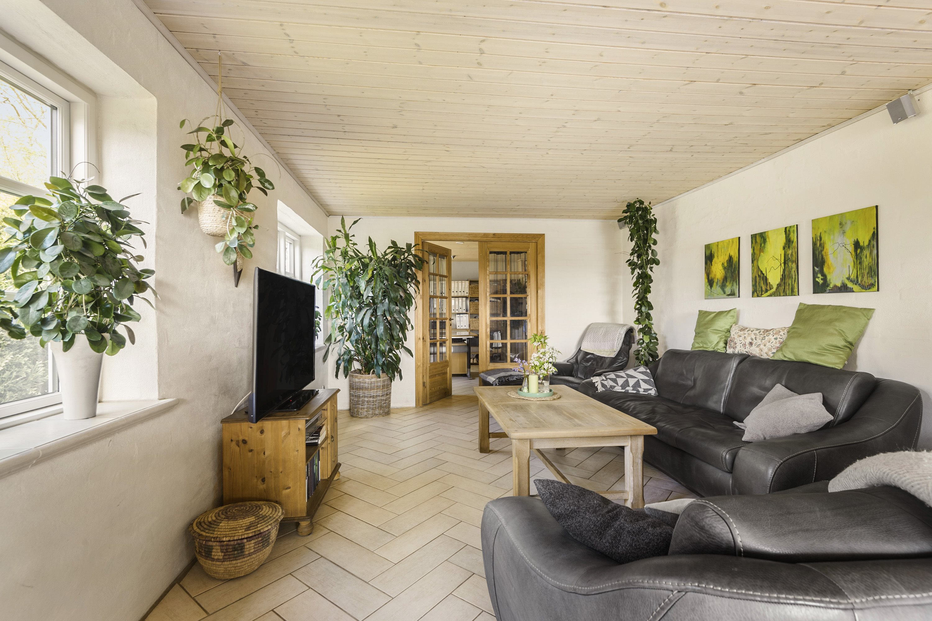 Fremhævet stue billede i fuldskærmstilstand. Billede af Debelvej 120, 6855 Outrup