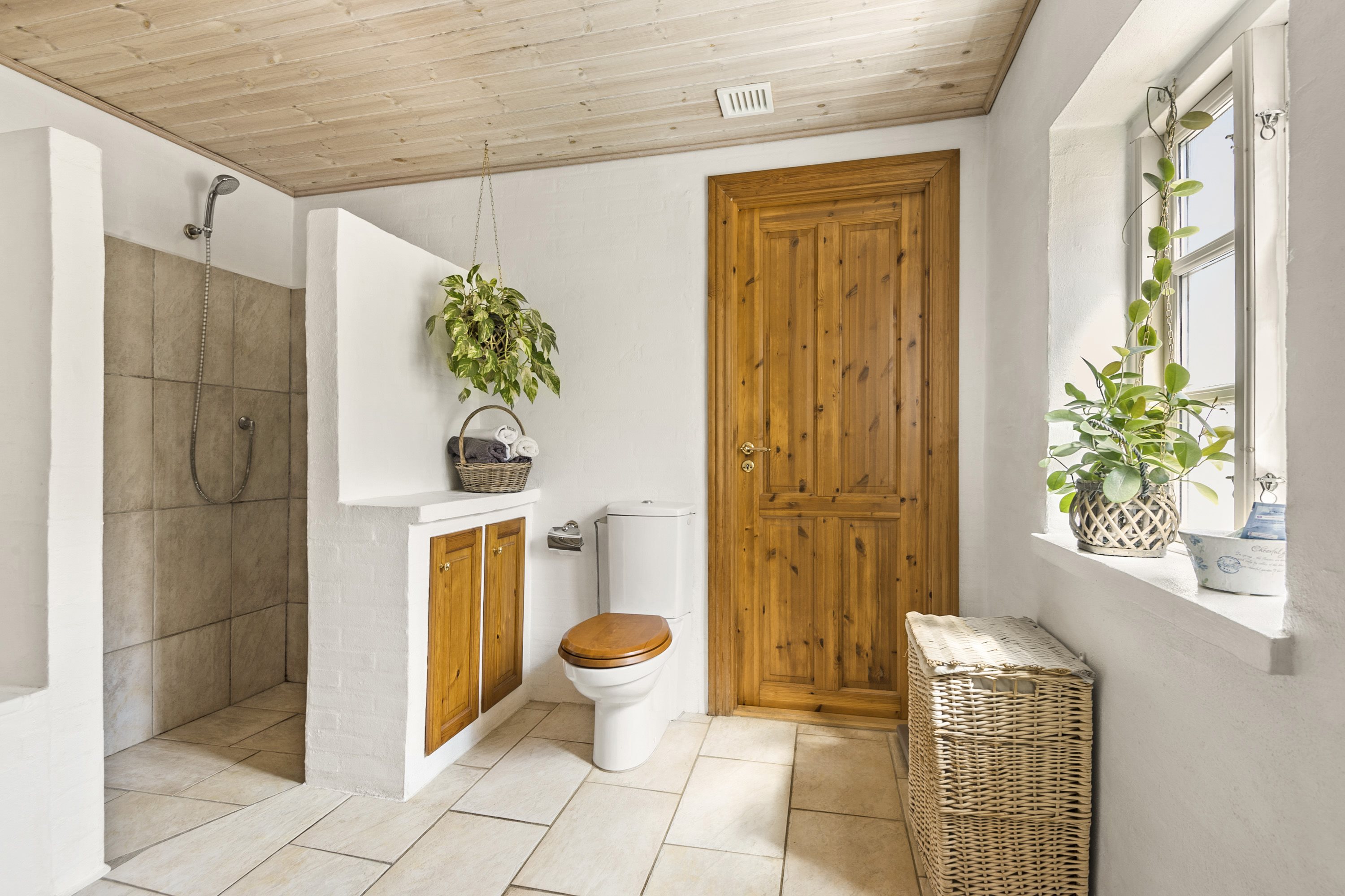 Fremhævet badeværelse billede i fuldskærmstilstand. Billede af Debelvej 120, 6855 Outrup