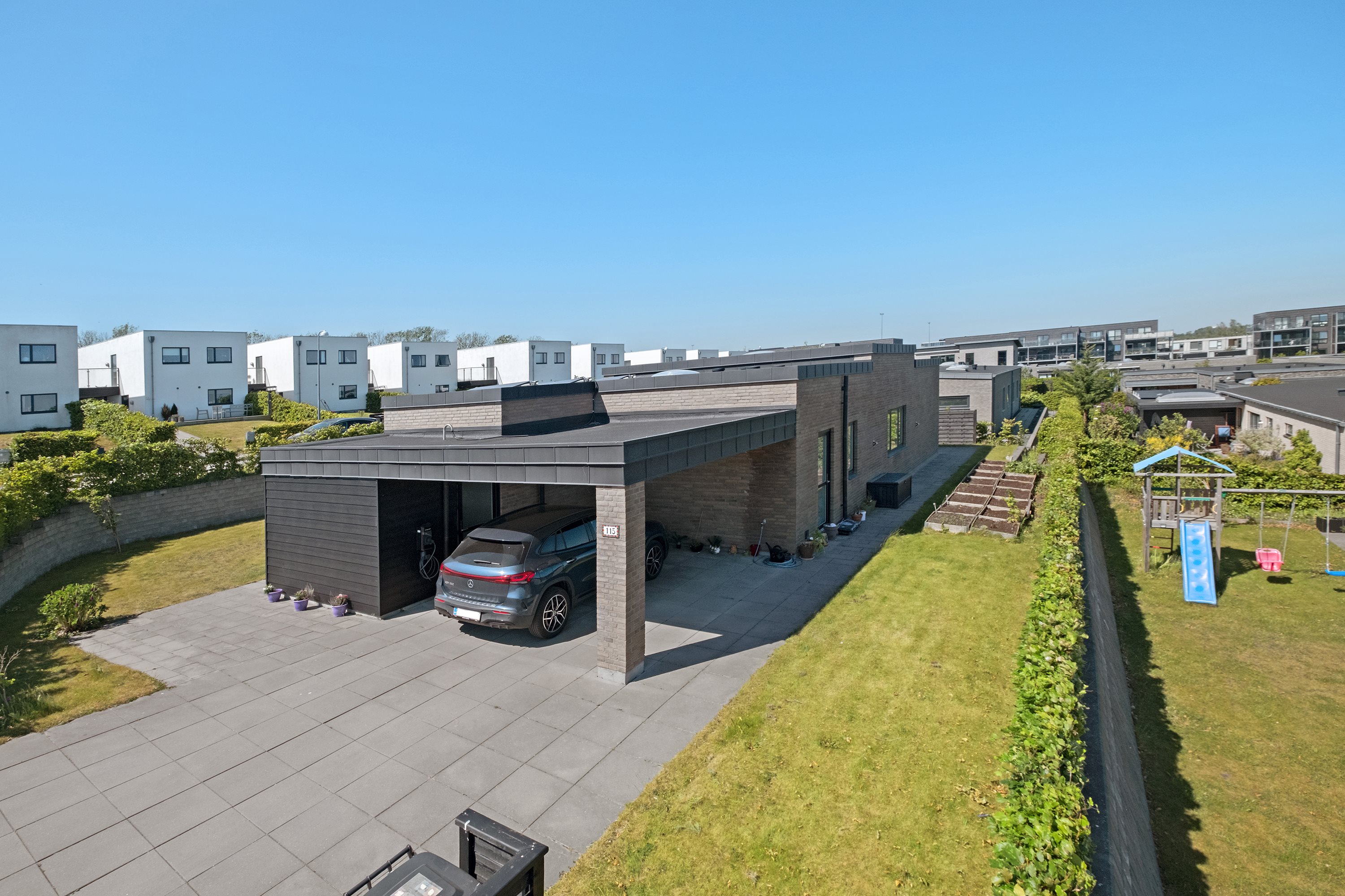 Fremhævet  billede i fuldskærmstilstand. Billede af Tinbergens Alle 115, 9260 Gistrup