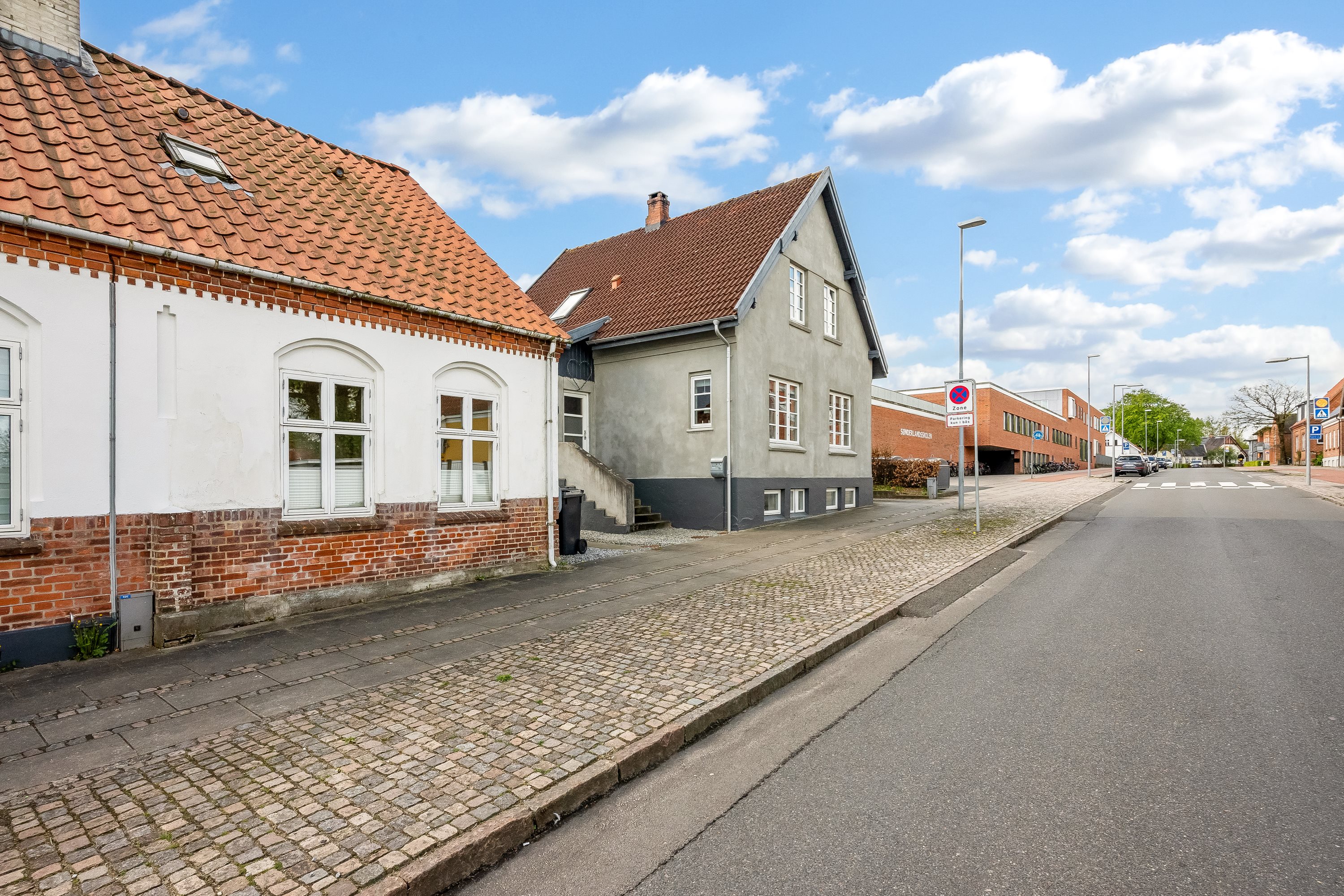 Fremhævet ejendommen billede i fuldskærmstilstand. Billede af Sønder Alle 13, 7500 Holstebro
