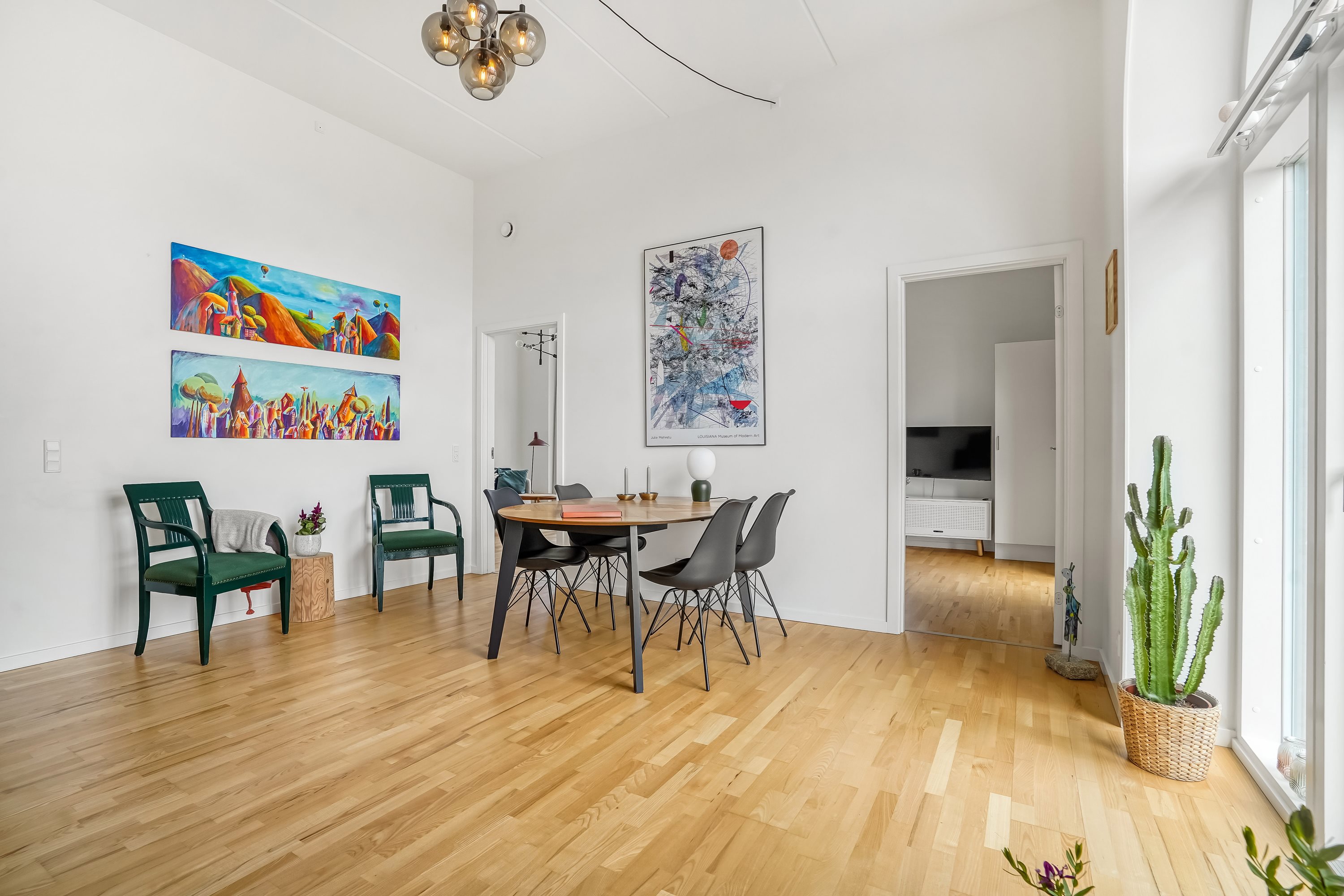 Fremhævet stue billede i fuldskærmstilstand. Billede af Sukkervænget 44, 2. 3., 5000 Odense C