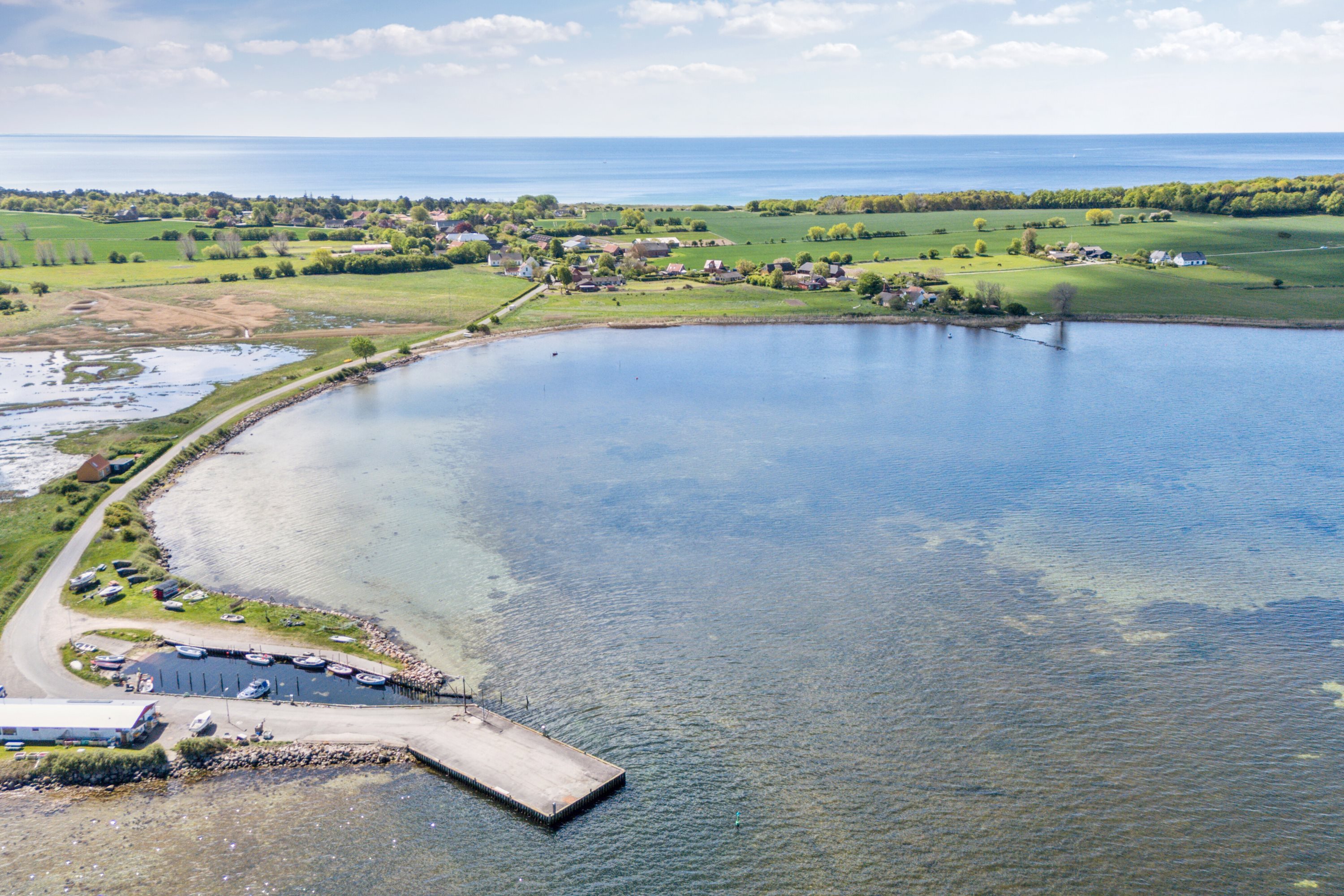 Fremhævet luftfoto billede i fuldskærmstilstand. Billede af Halevejen 17, Ristinge, 5932 Humble