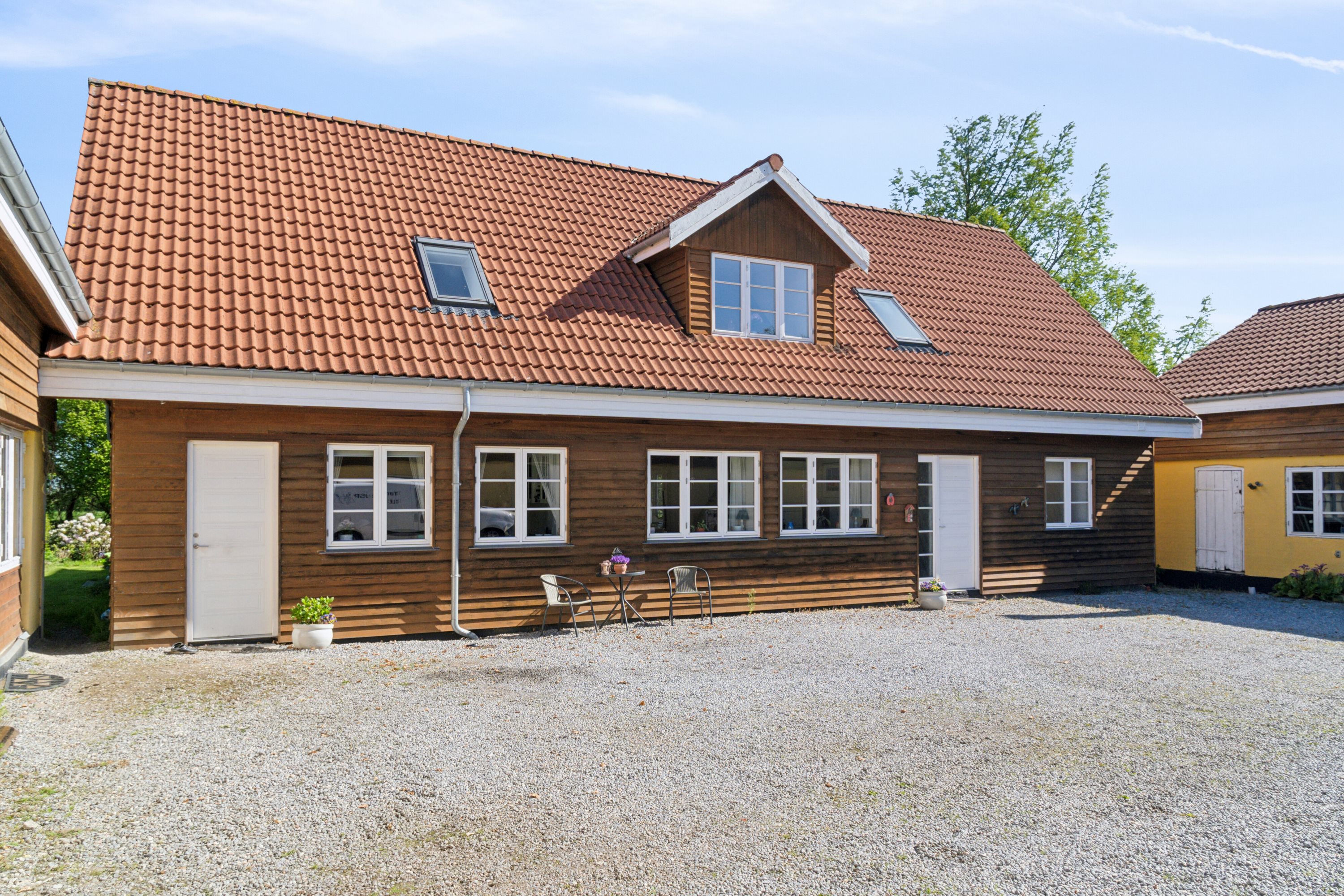 Fremhævet set fra vejen billede i fuldskærmstilstand. Billede af Ny Hagestedvej 61, Ny Hagested, 4532 Gislinge