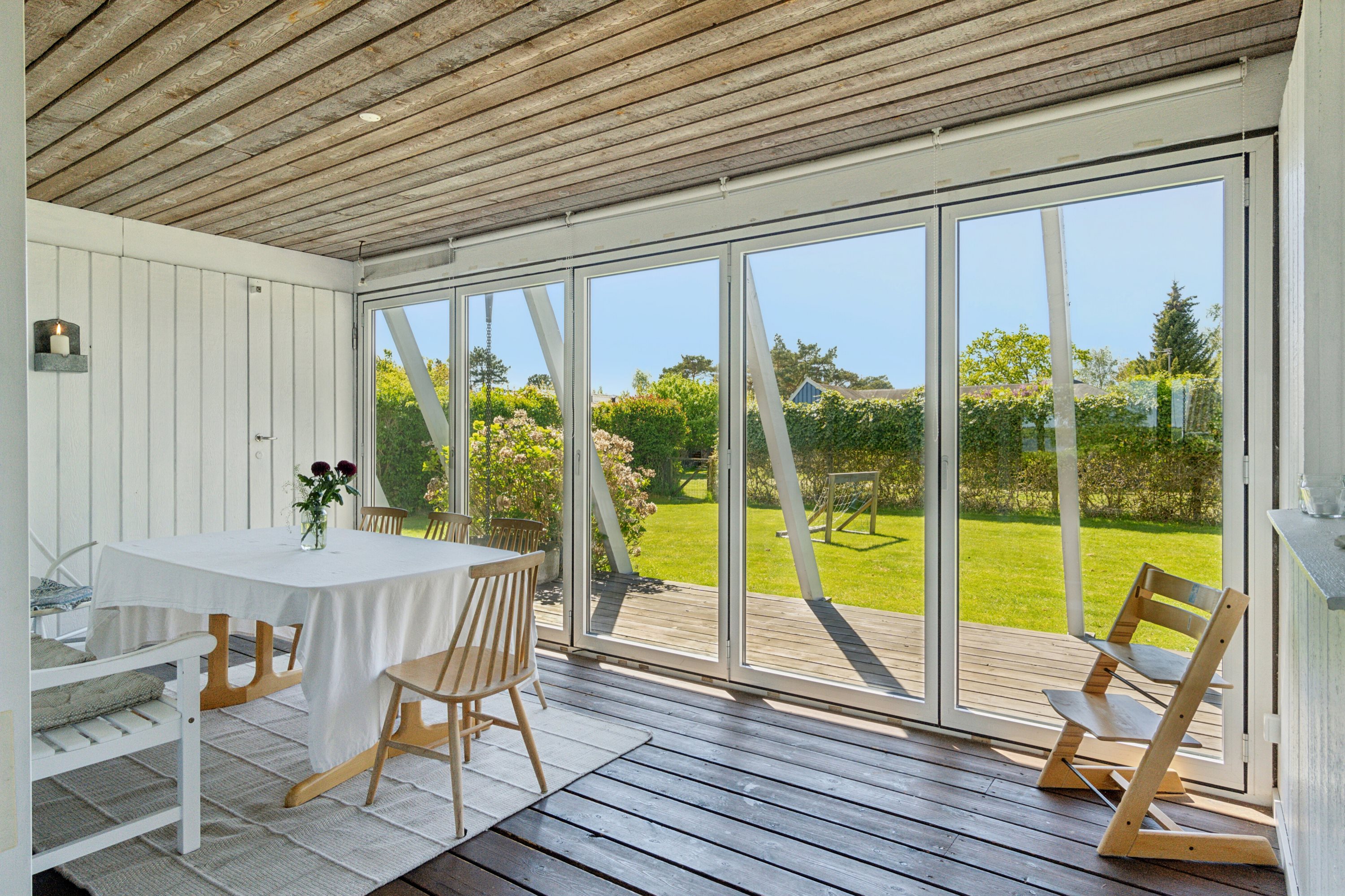 Fremhævet udestue billede i fuldskærmstilstand. Billede af Strandagervej 12, Enø, 4736 Karrebæksminde