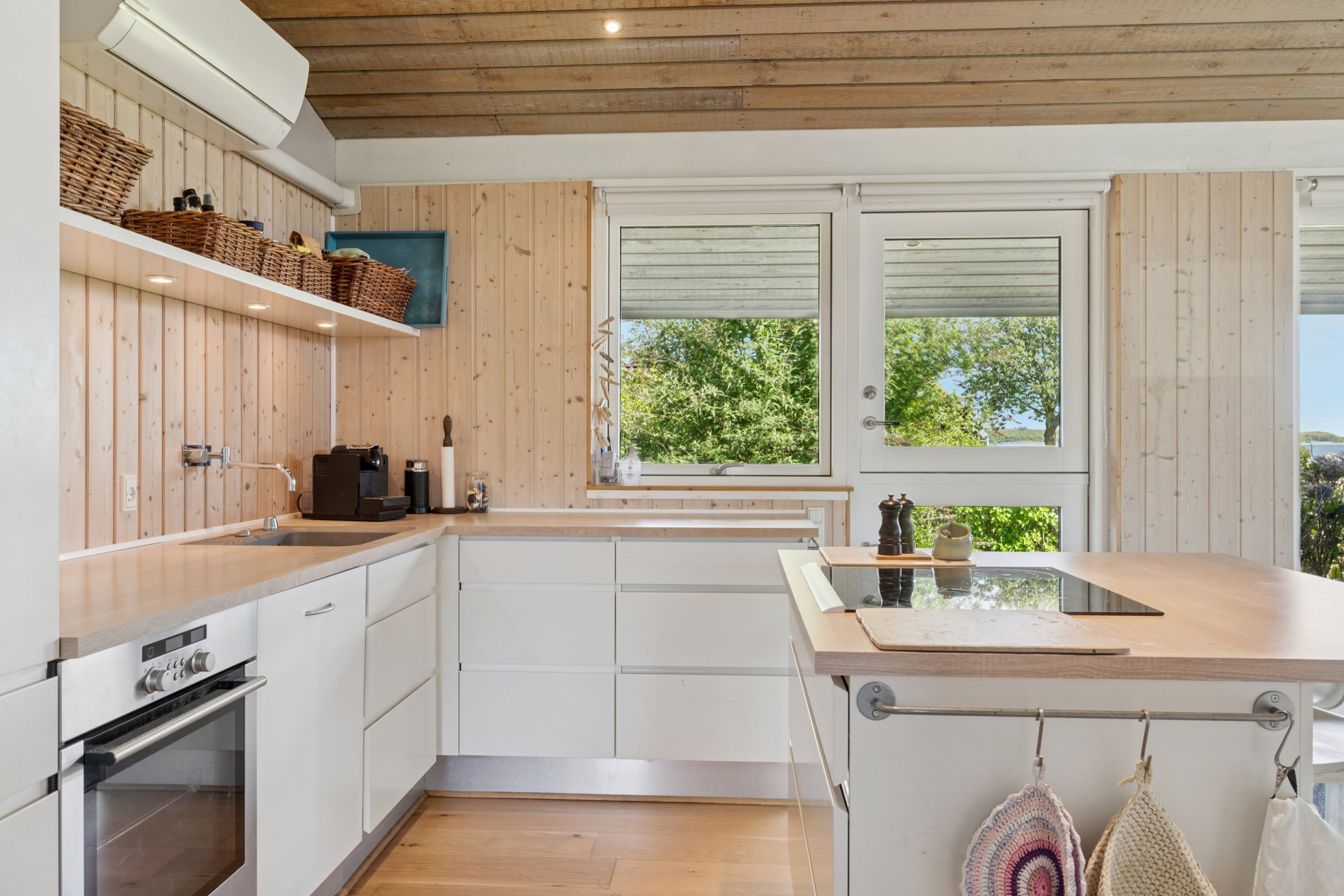Fremhævet køkken billede i fuldskærmstilstand. Billede af Strandagervej 12, Enø, 4736 Karrebæksminde