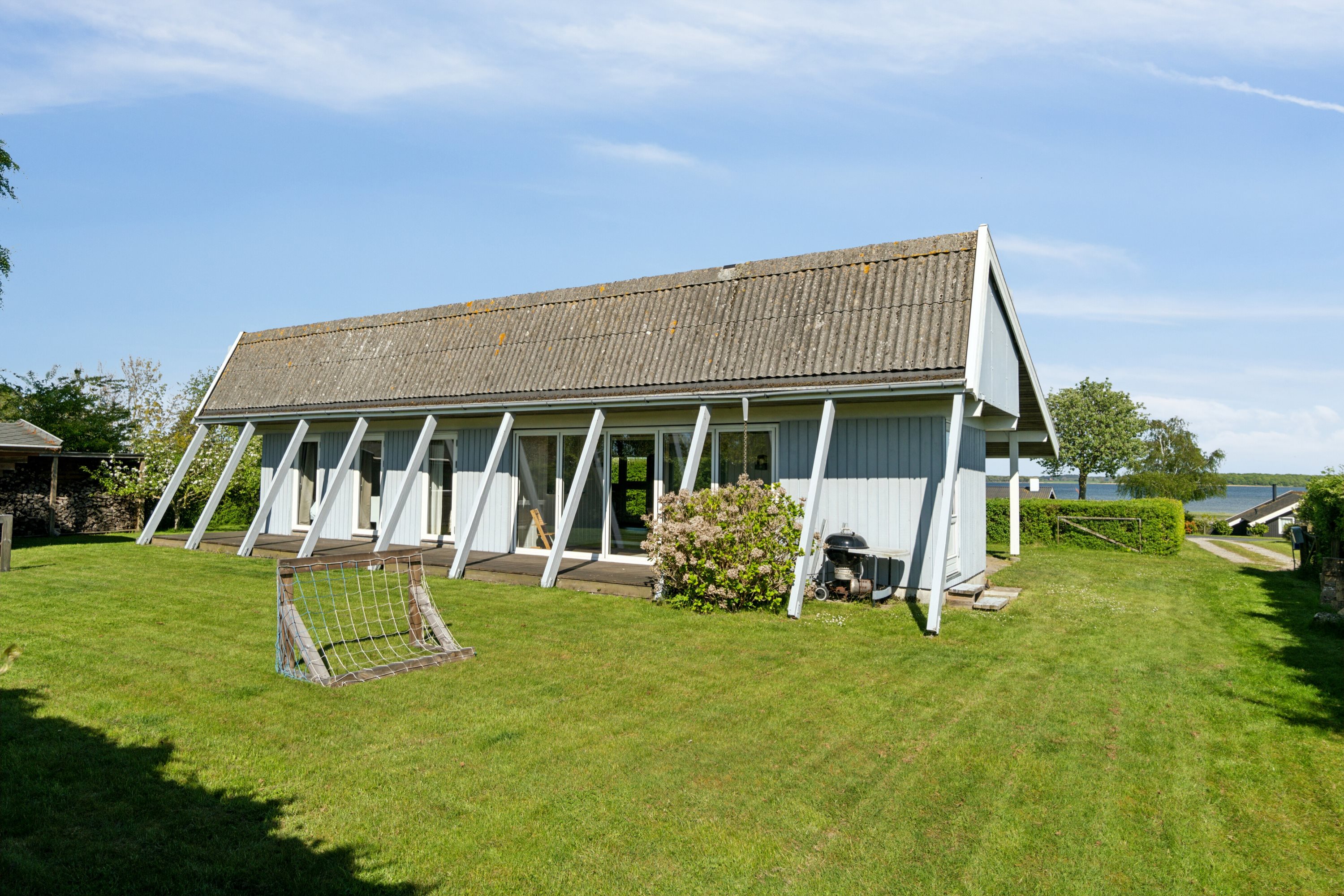 Fremhævet set fra haven billede i fuldskærmstilstand. Billede af Strandagervej 12, Enø, 4736 Karrebæksminde