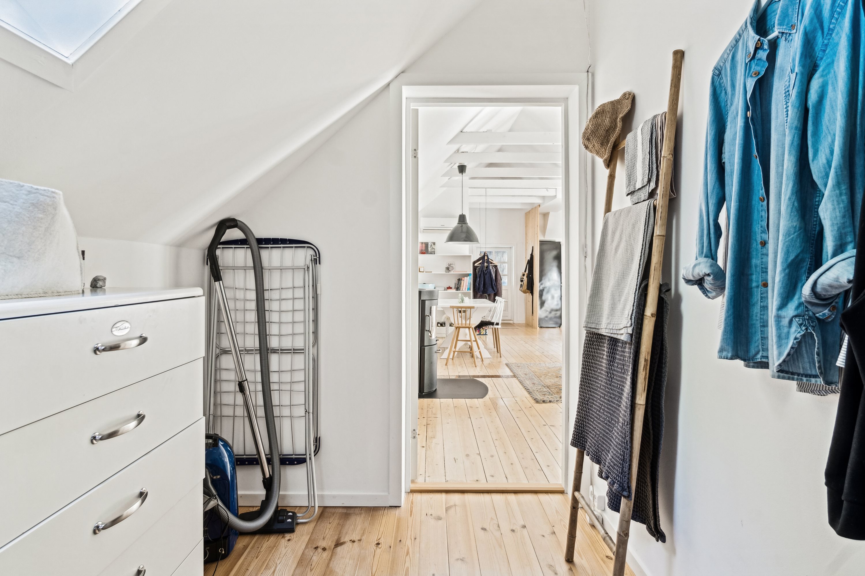 Fremhævet gang billede i fuldskærmstilstand. Billede af Tengslemark Strandvej 18B, Tengslemark Lyng, 4573 Højby